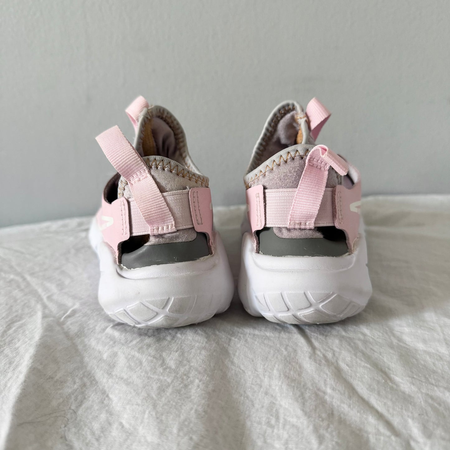 Nike / Running Shoes / US13