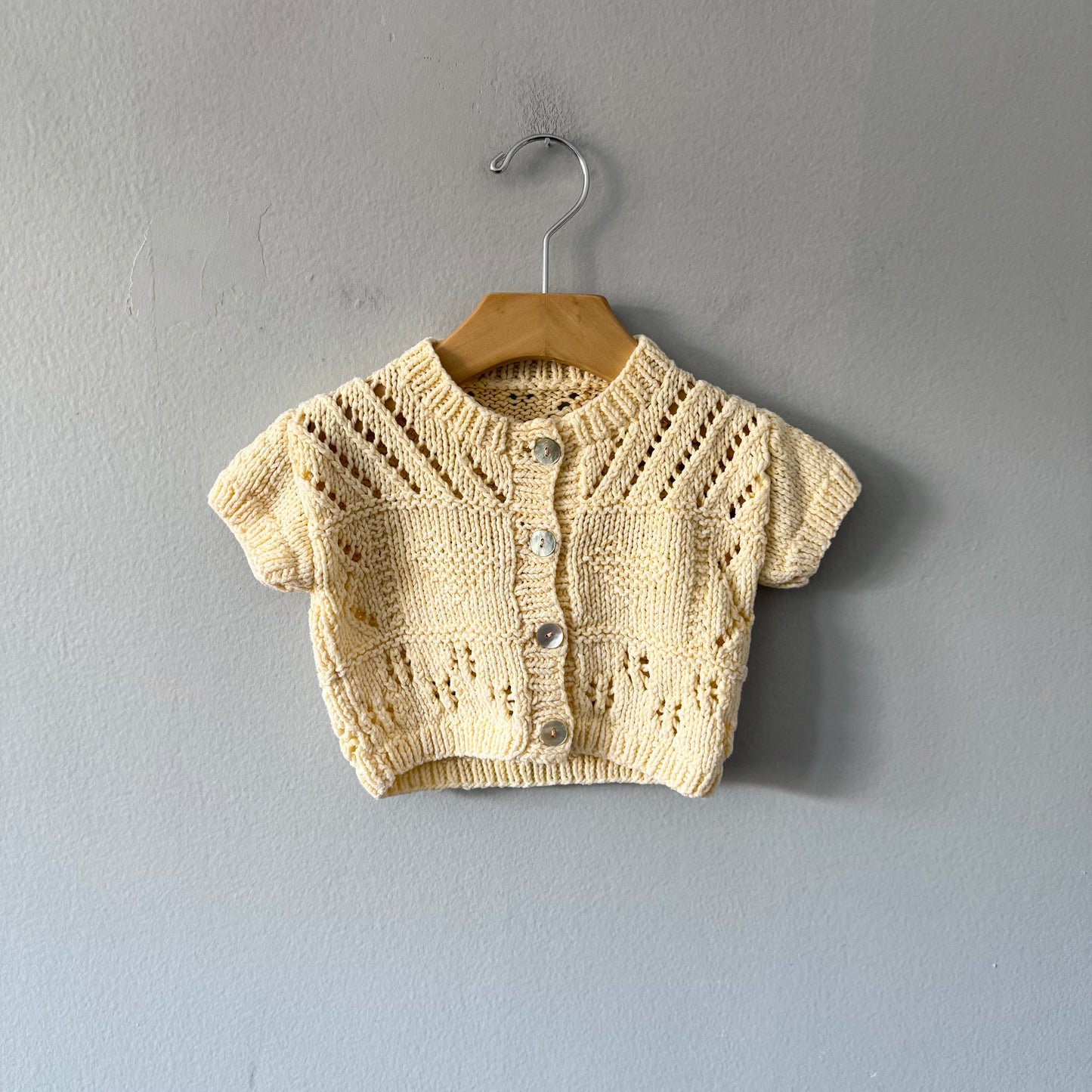 Handmade / Cream short sleeve knit cardigan	/ 6M