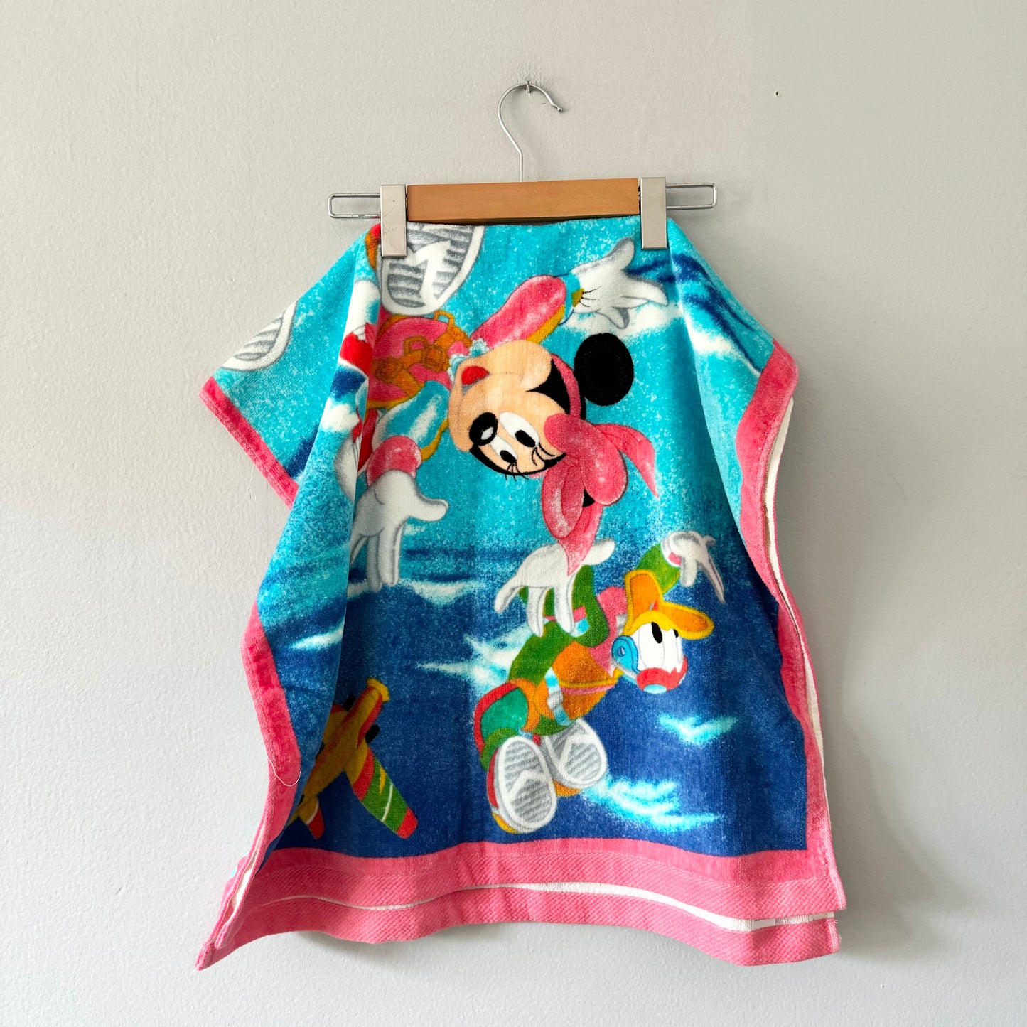 Vintage Disney / Beach towel - New with tag