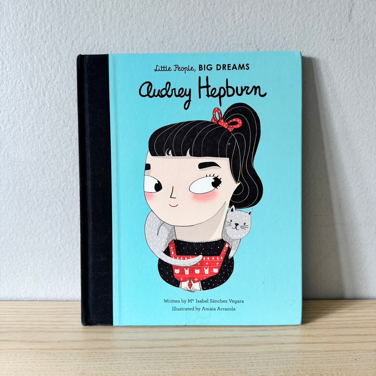 Little People, BIG DREAMS - Audrey Hepburn