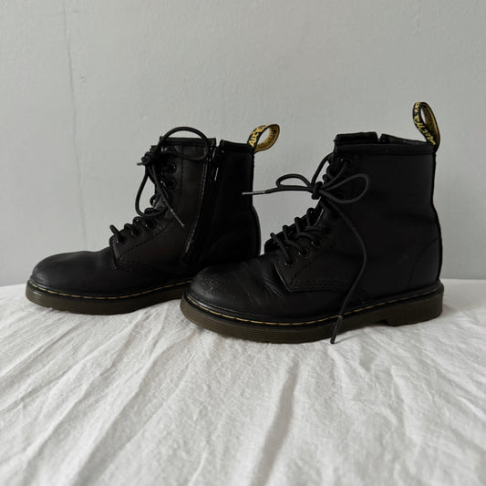 Dr. Martens / Boots / US11