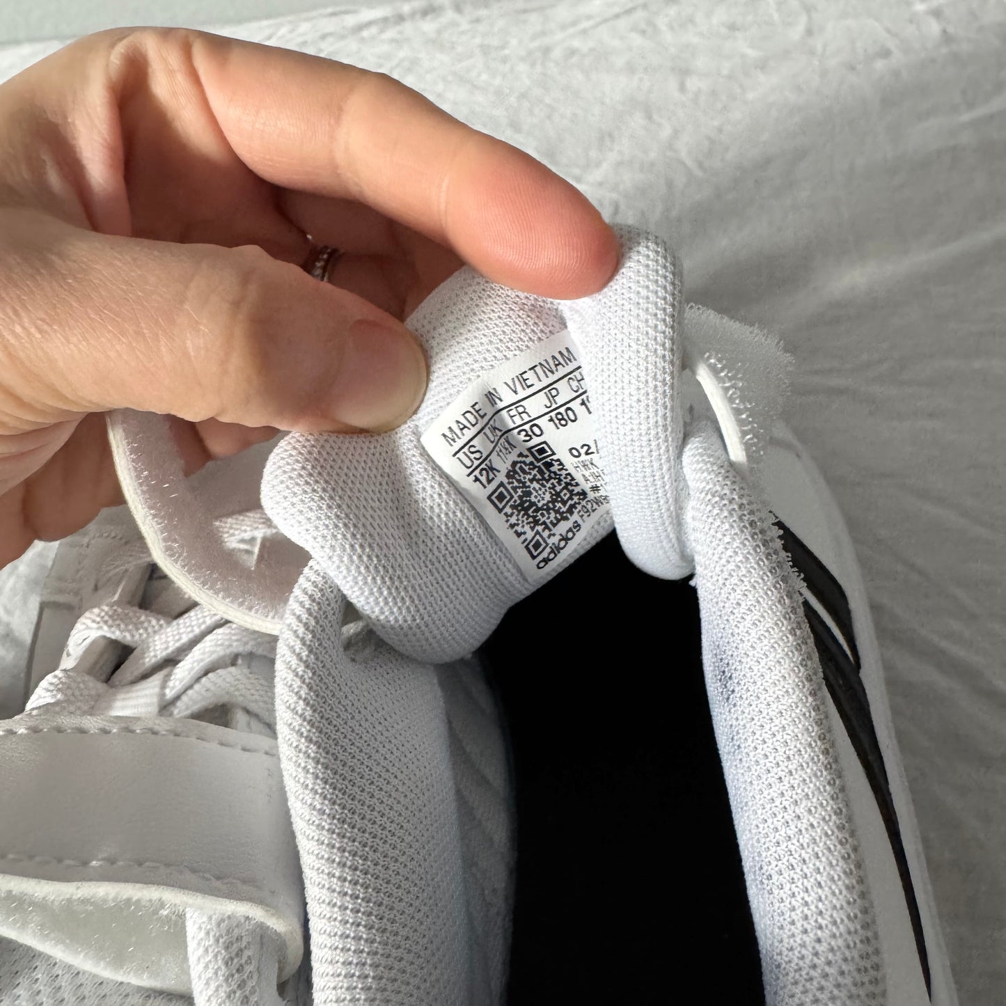 Adidas / Running Shoes / US12