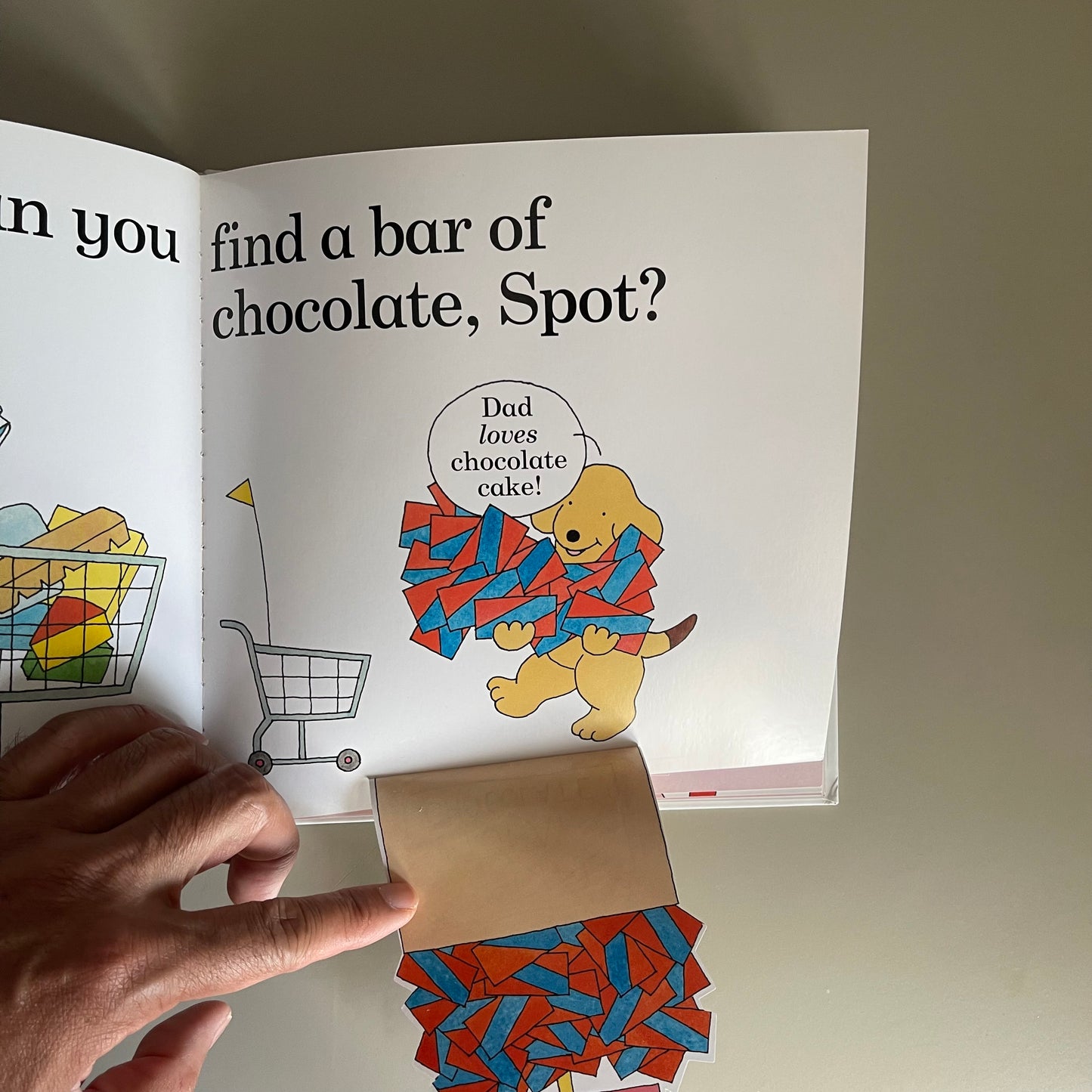 Spot Bakes a Cake / Eric Hill