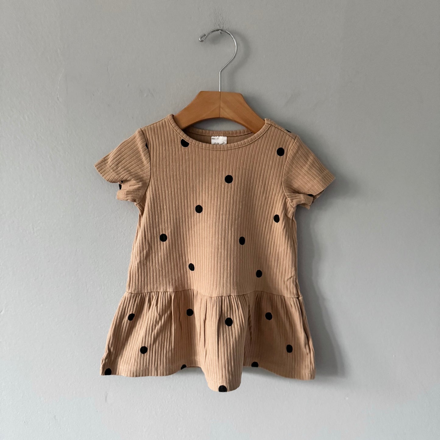 H&M / Robe à manches courtes points marron et noirs / 6-9 mois
