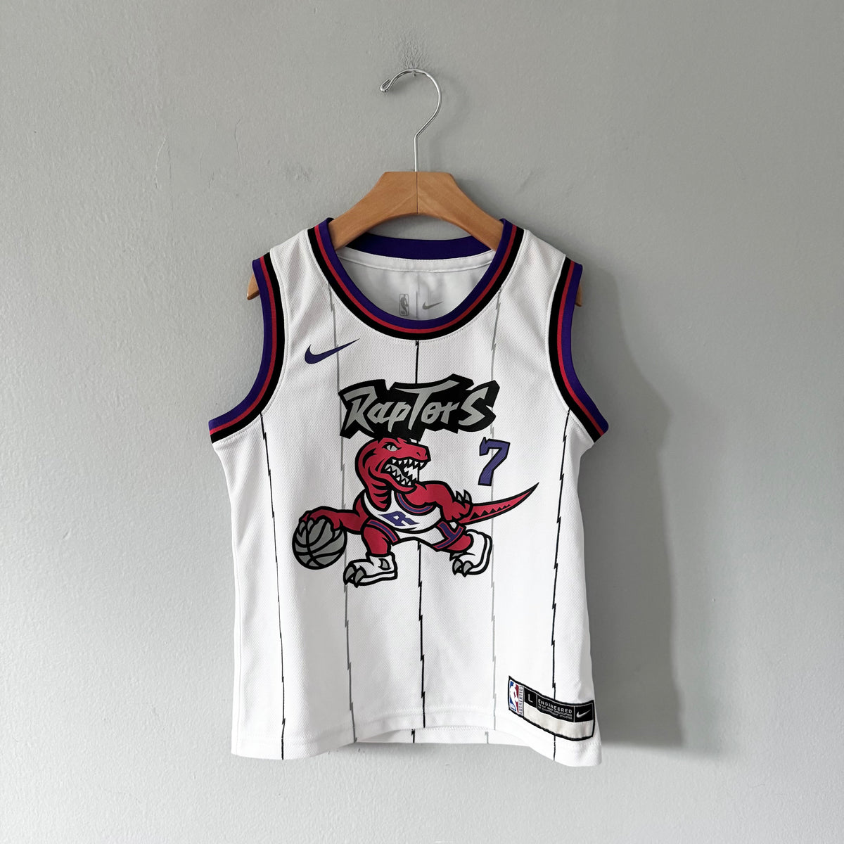 NBA / Toronto Raptors white jersey #7 / 7Y