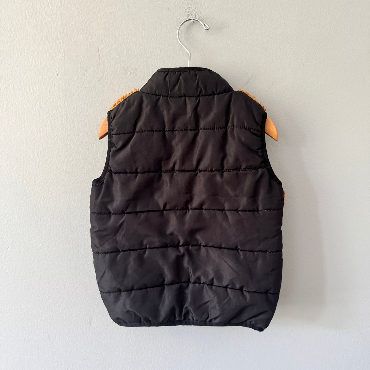 Timberland / Sherpa brown black puffer vest / 3T