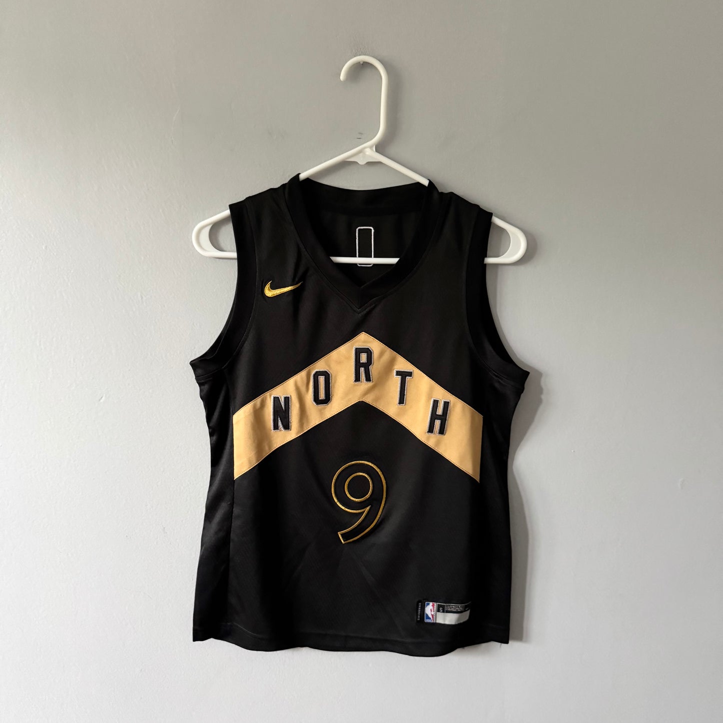 NBA / Toronto Raptors black jersey #9 / S