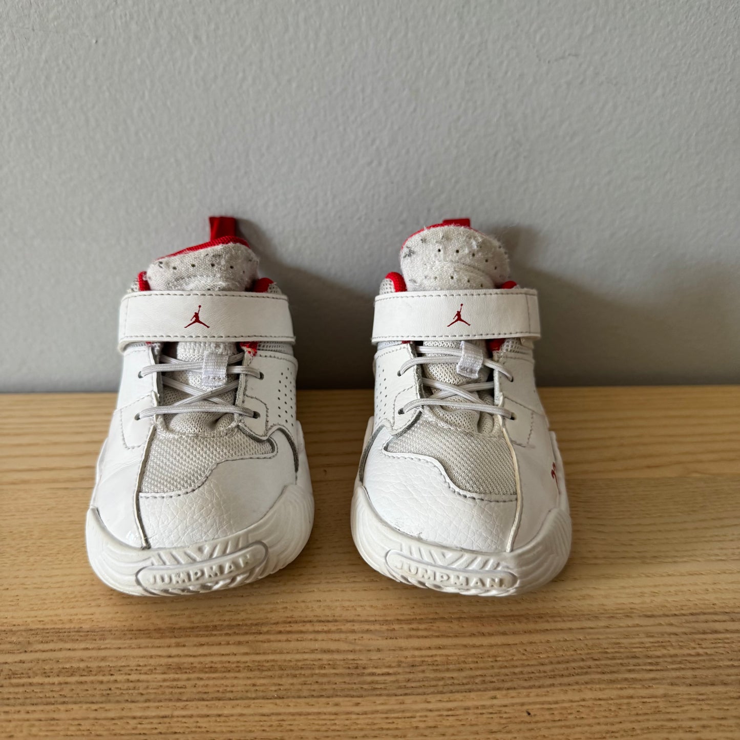 Nike / Sneakers / US7