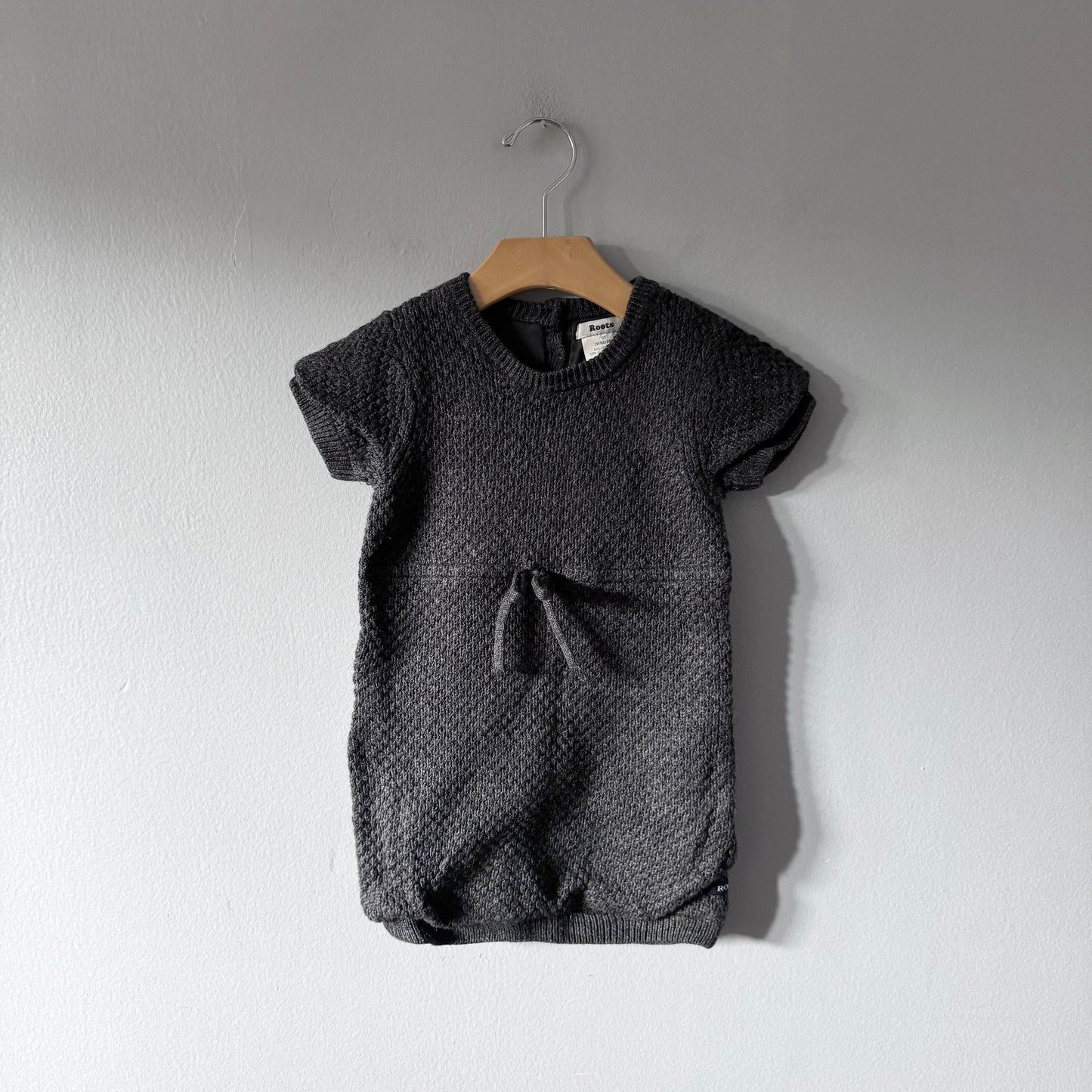 Roots / Charcoal grey knit dress	/ 3T