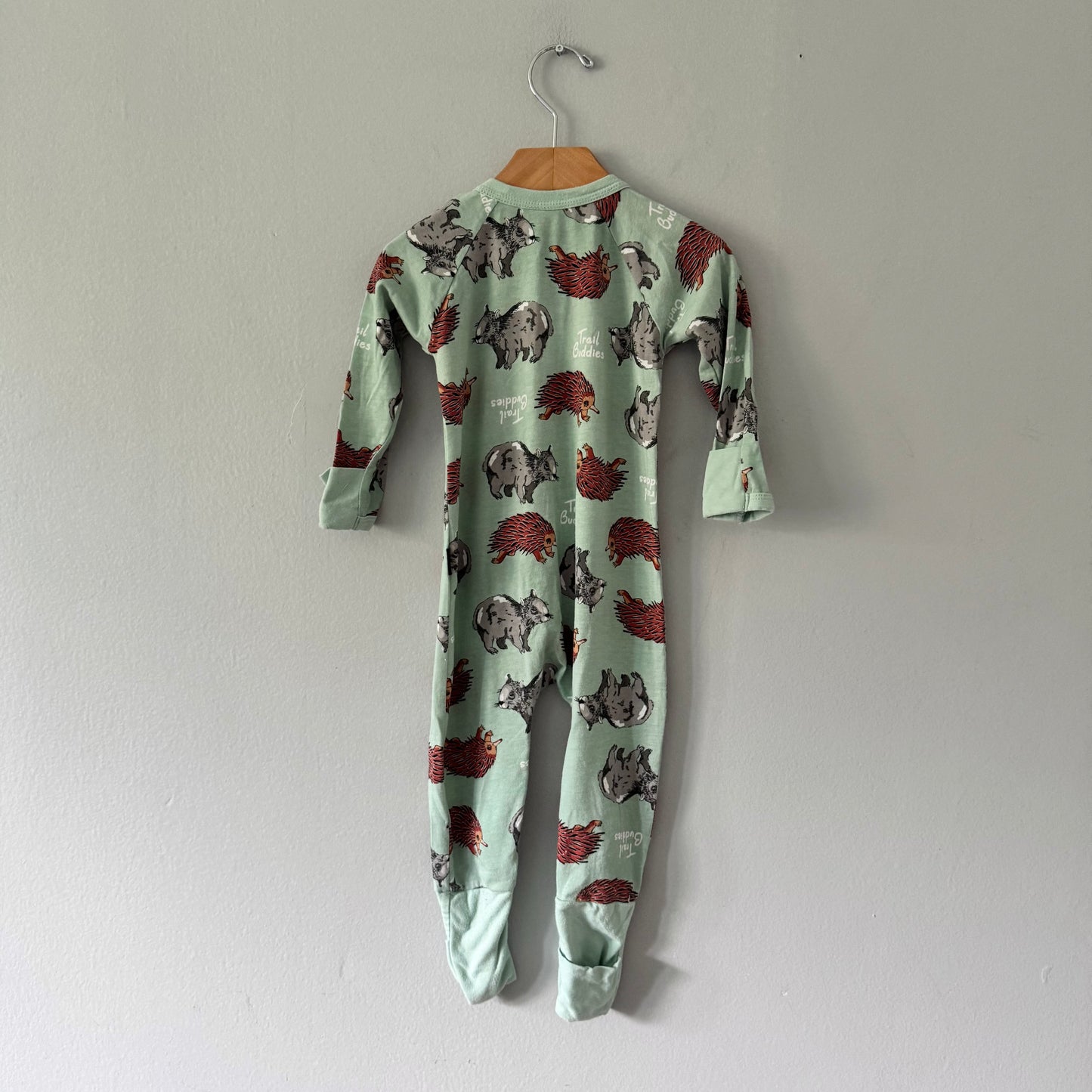 Bonds / Green x animal romper / 6-12M