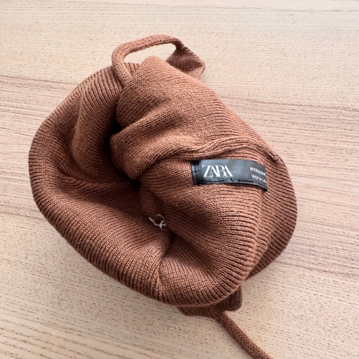 Zara / Brown knit hat / 2-3Y