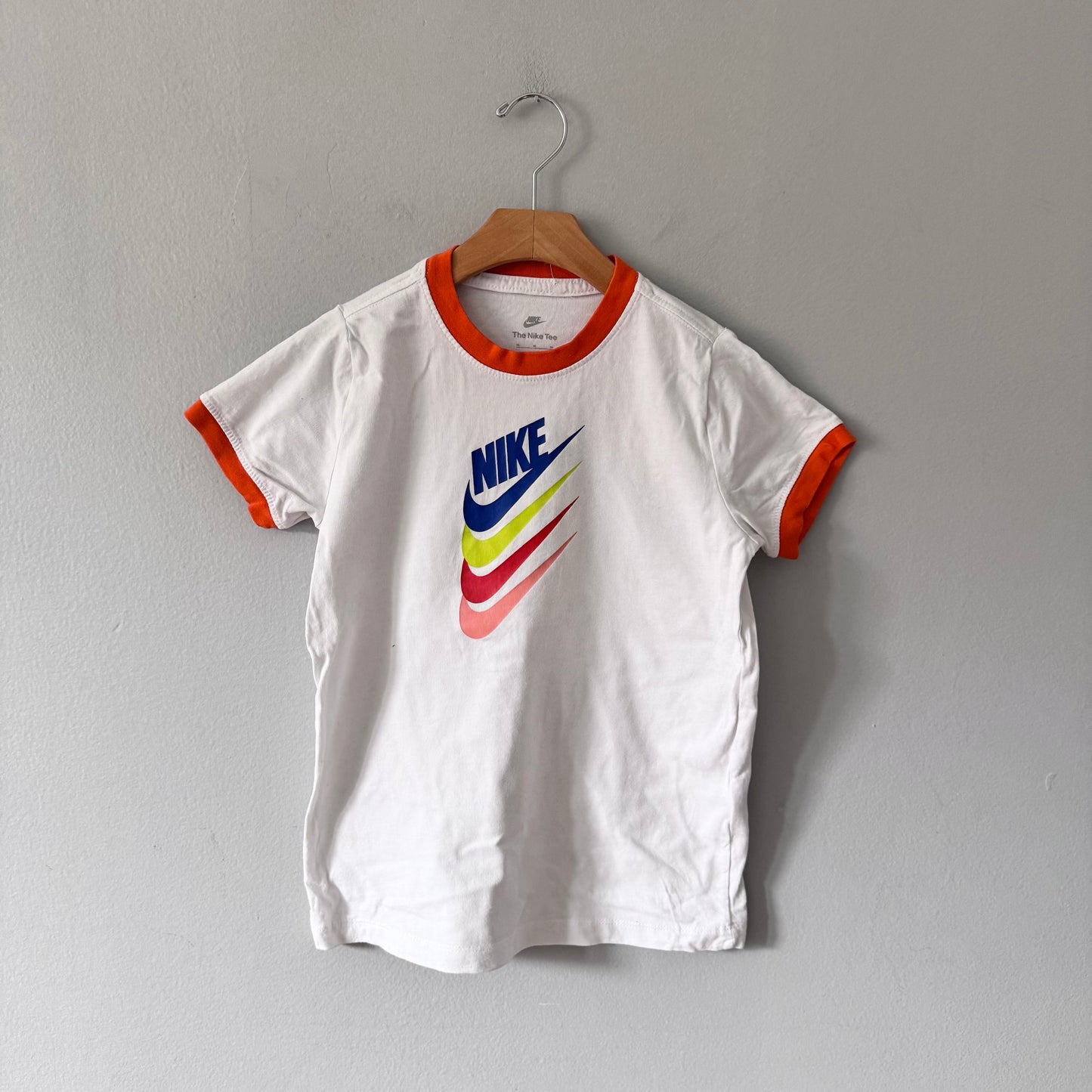 Nike / White x orange T-shirt / 7-8Y