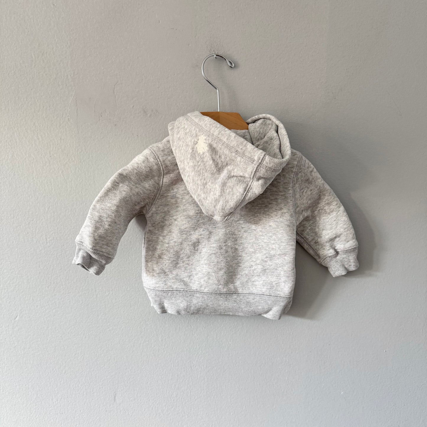 Roots / Light grey zip up hoodie / 3-6M