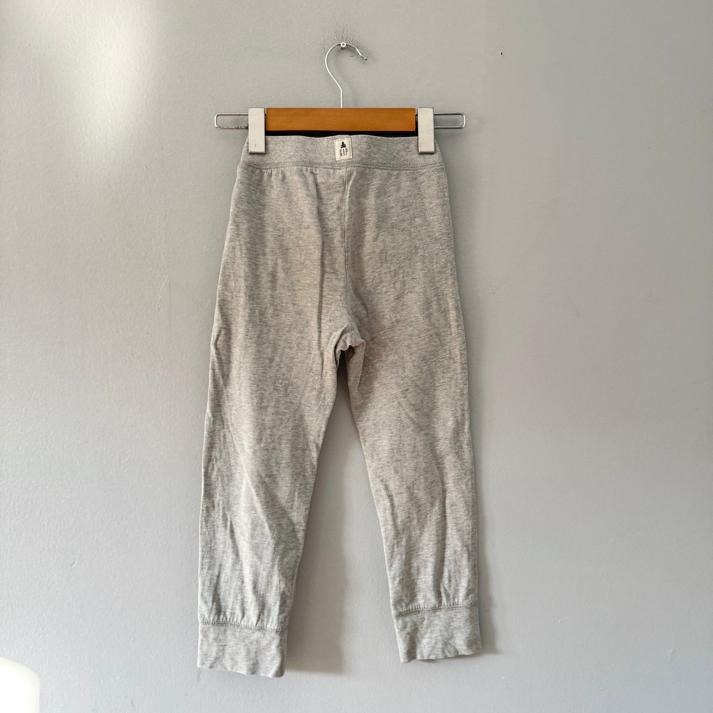 Gap / Light grey cotton pants / 5Y