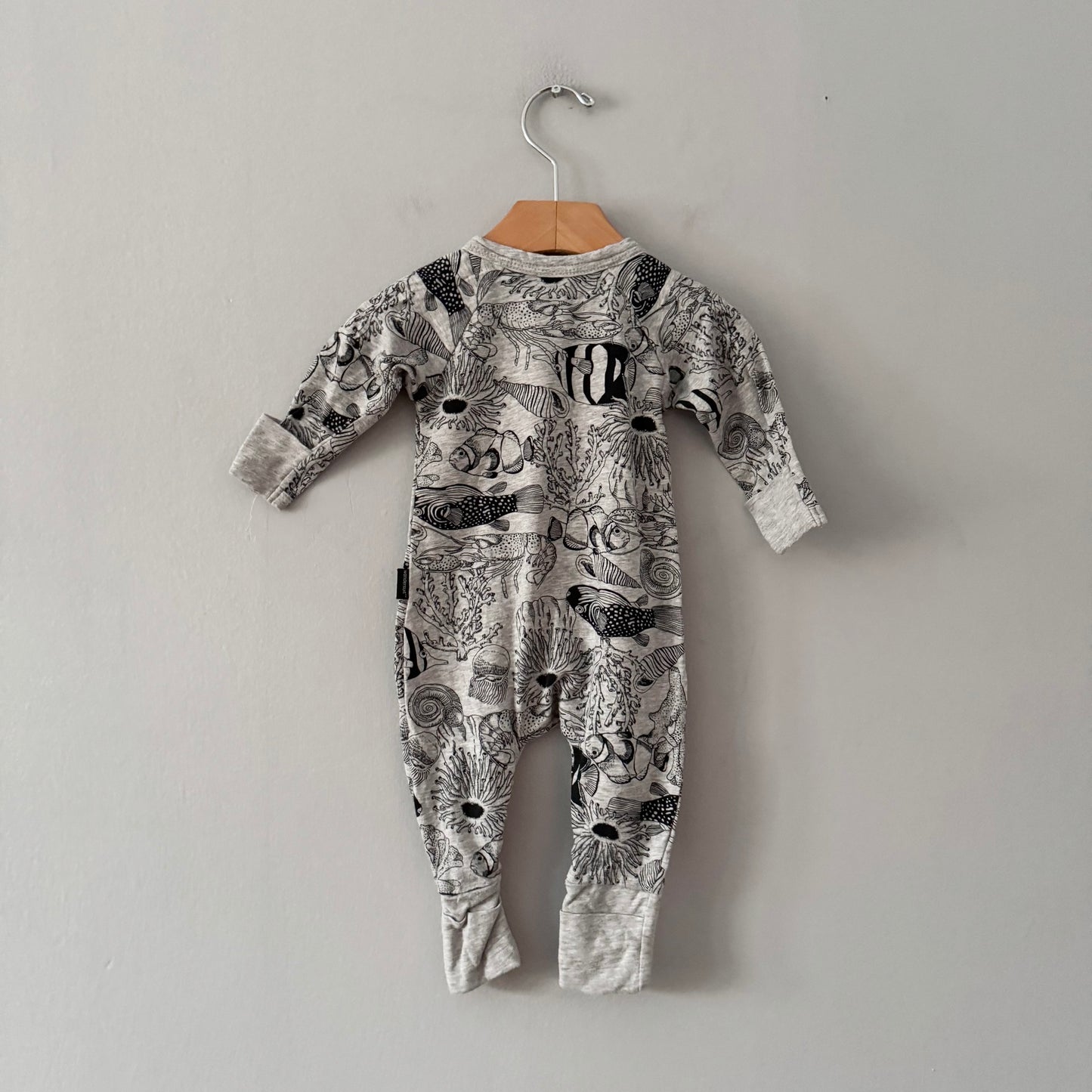 Bonds / Light grey sea creature romper / 0-3M