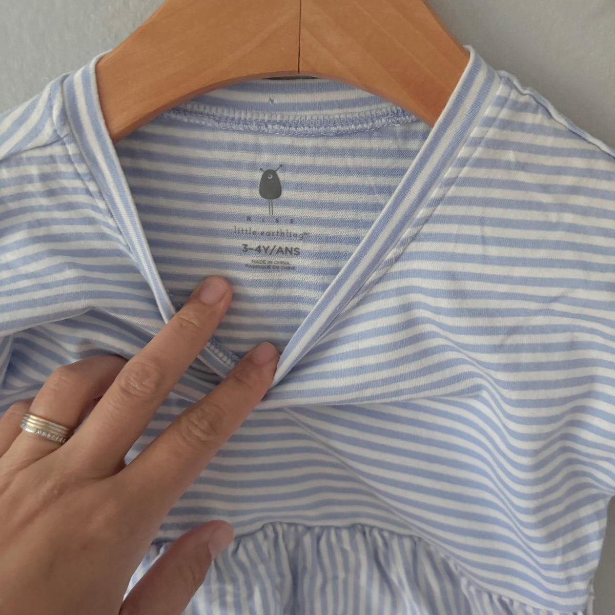 Rise little earthling / White blue stripe dress / 3-4Y