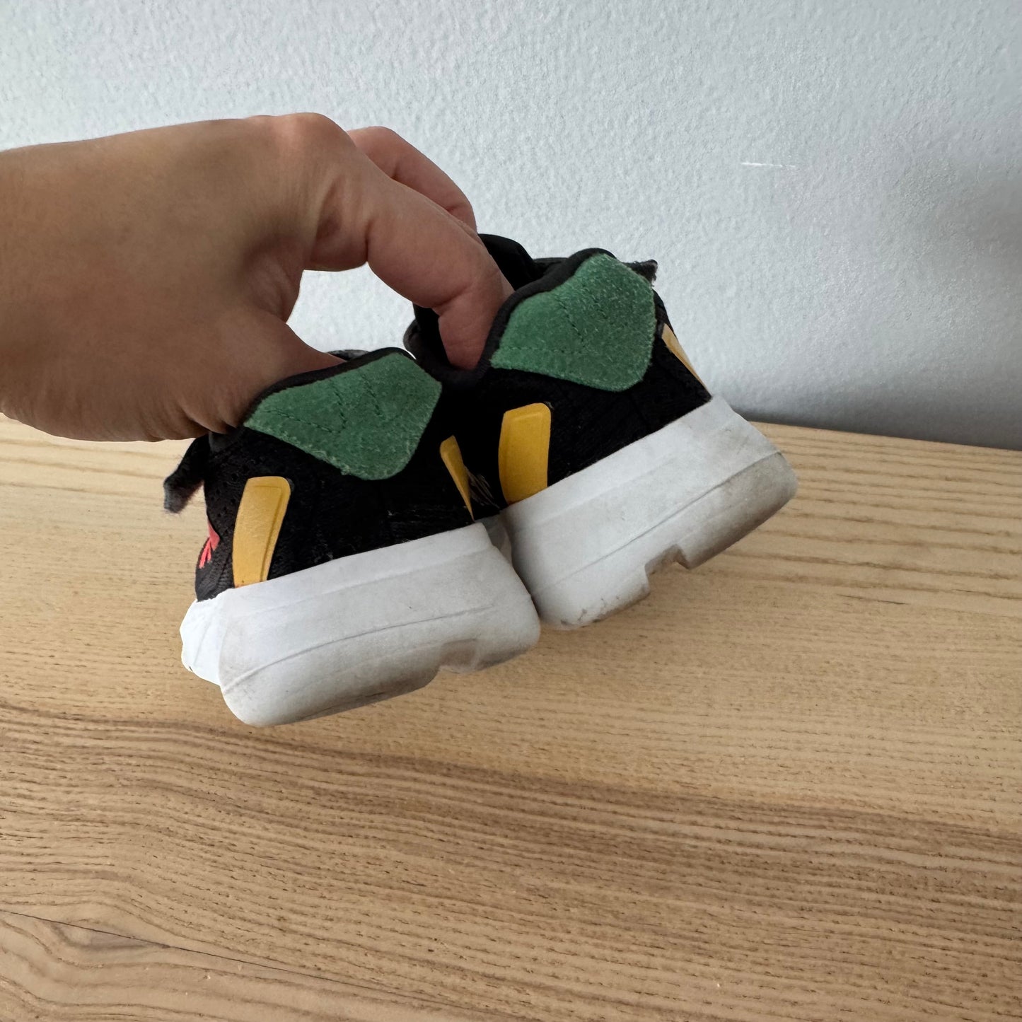 Adidas x Disney / Baskets / US7