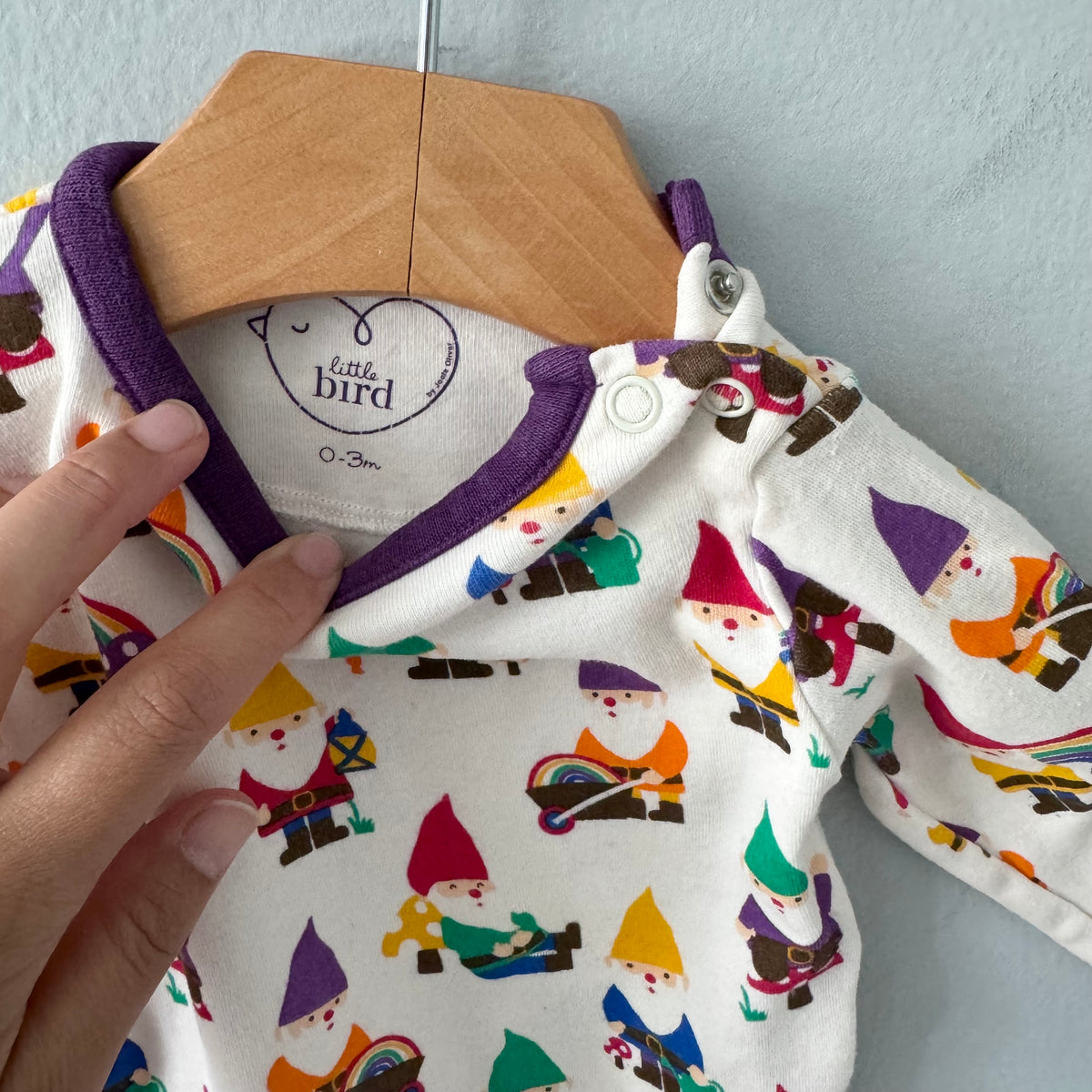 Little Bird / White purple onesie / 0-3M