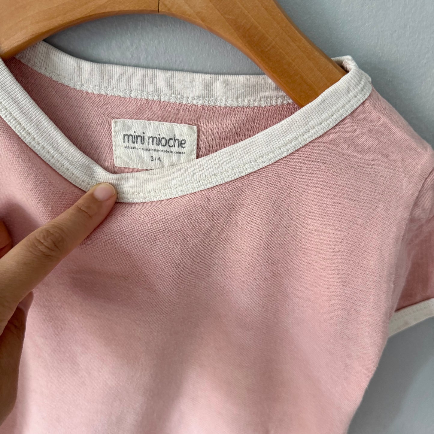 Mini mioche / Pink x white T-shirt / 3-4Y