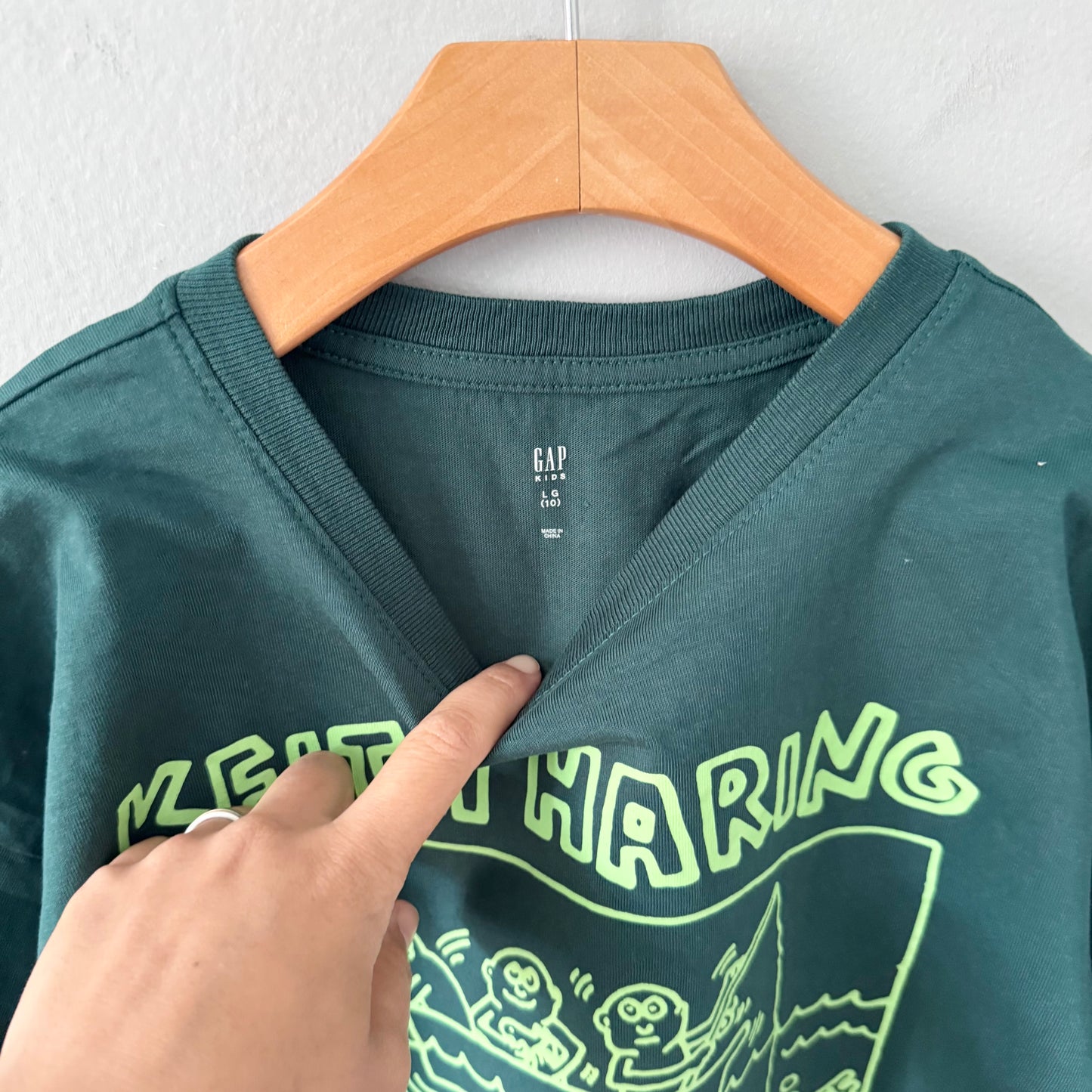Gap / Keith Haring green T-shirt / 10Y