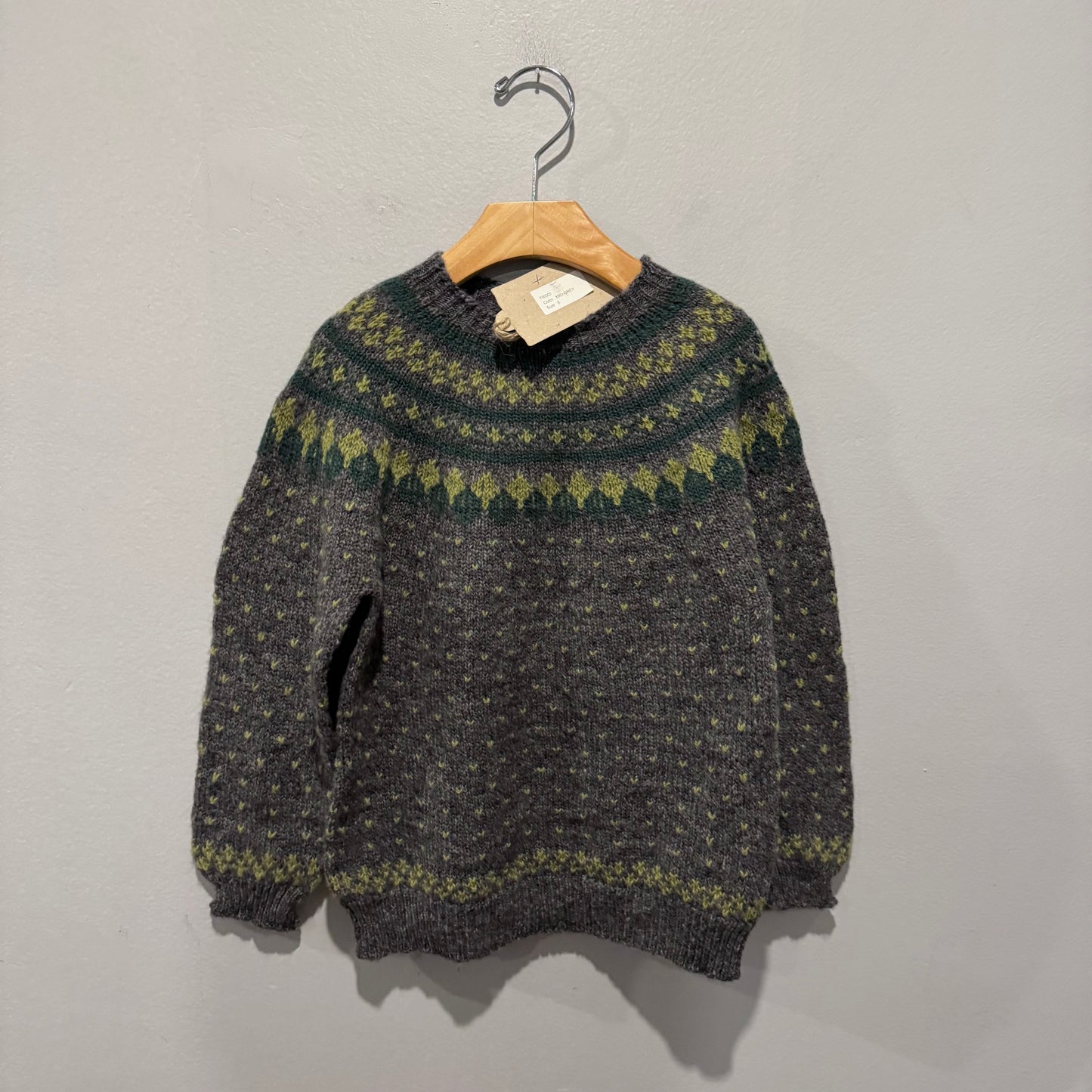 Navia / 100% wool knit pullover / 8Y - New with tag