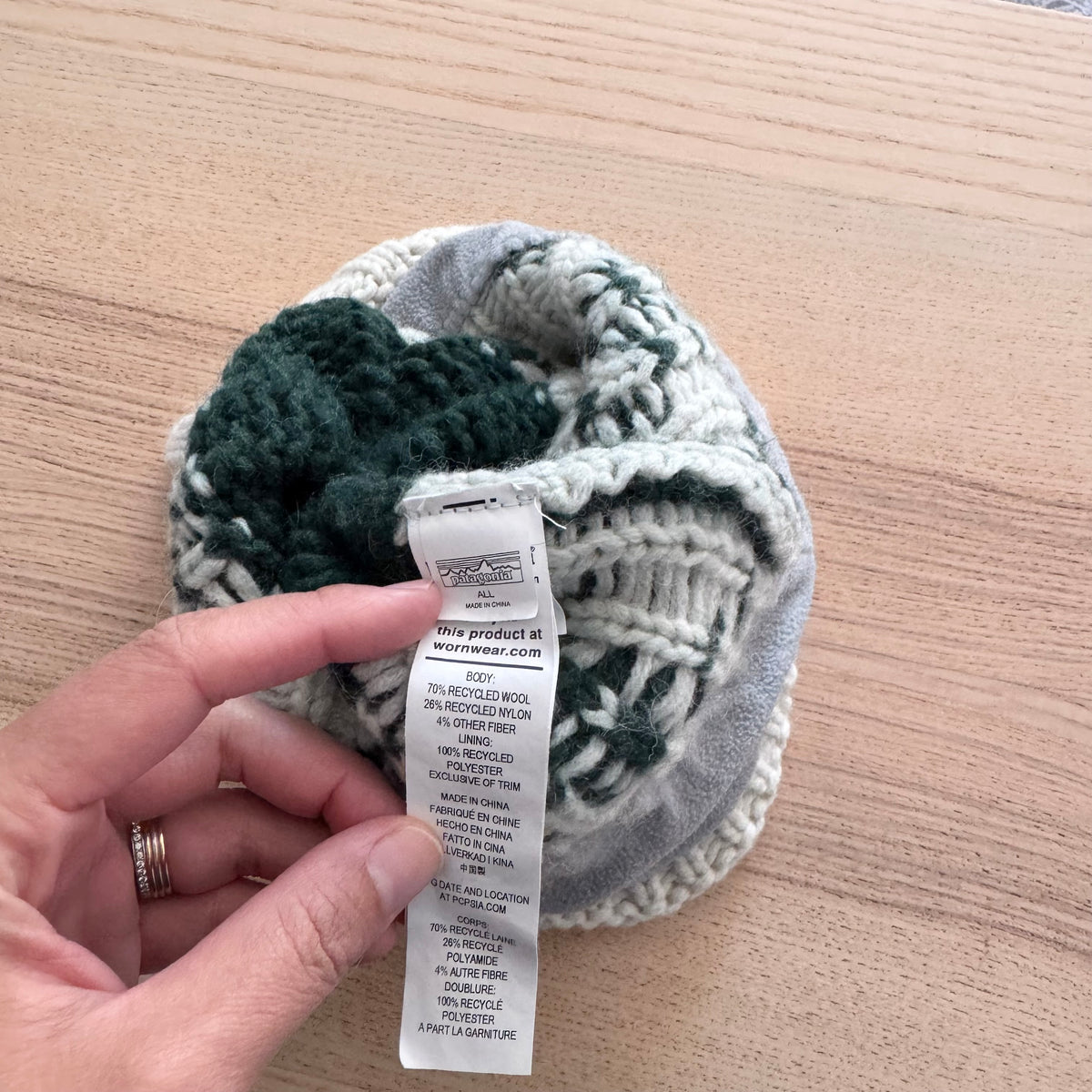 Patagonia / Fleece lined knit hat / Kids one size