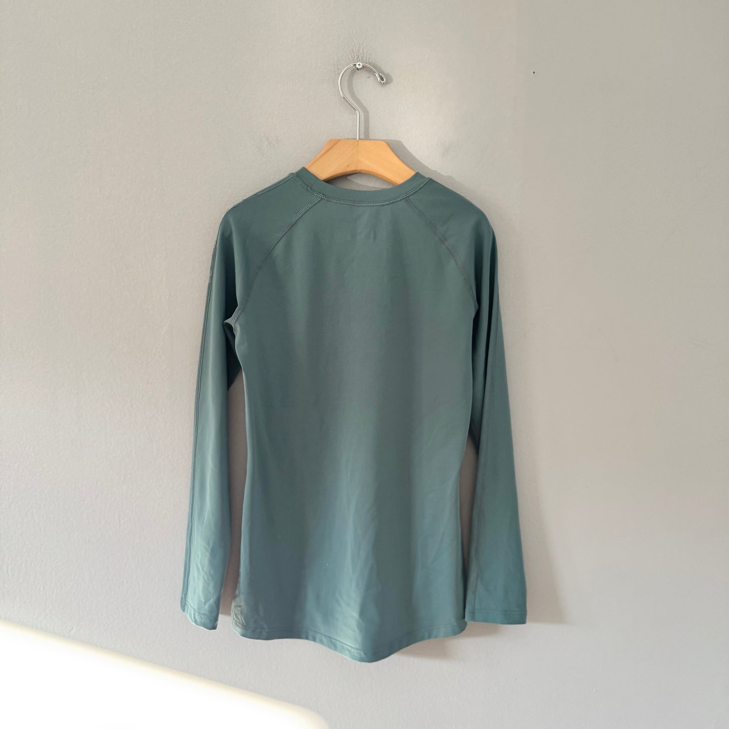 Mec / Smokey green rash guard / 8Y