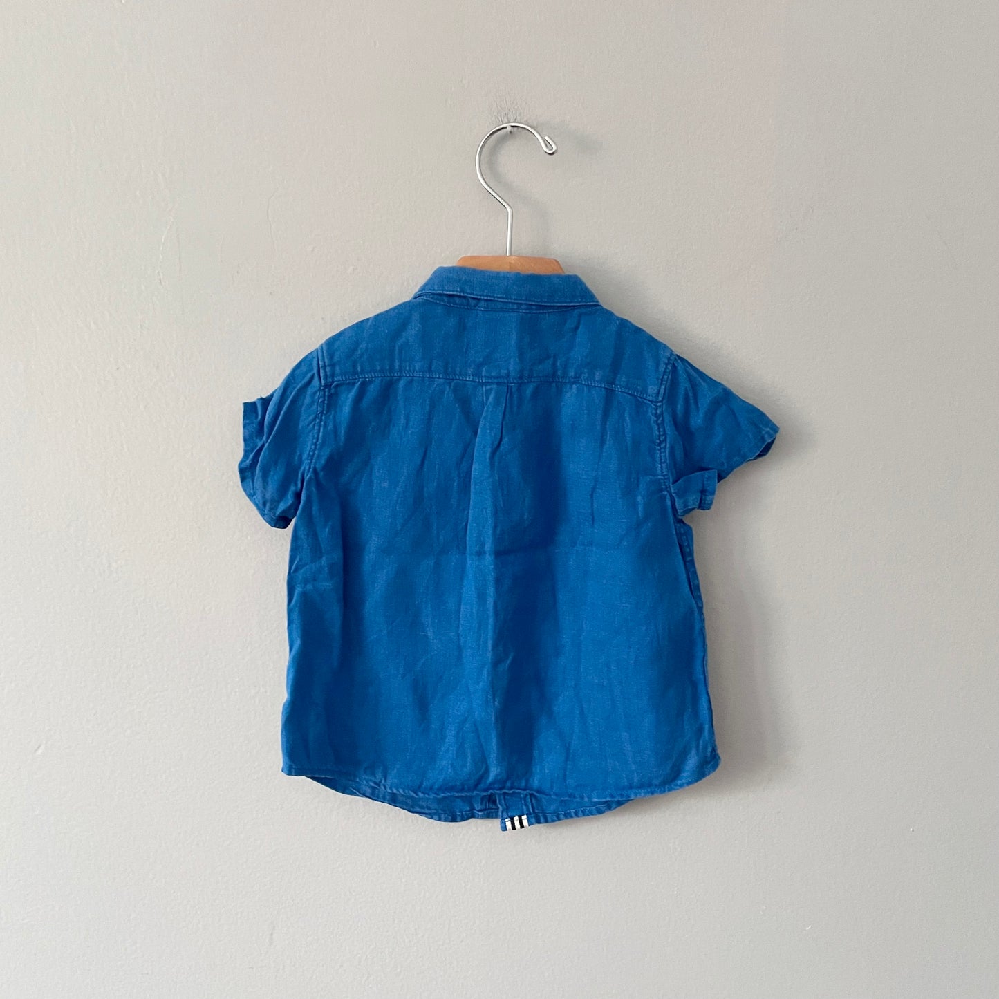 Petit Bateau / Blue linen shirt / 18M