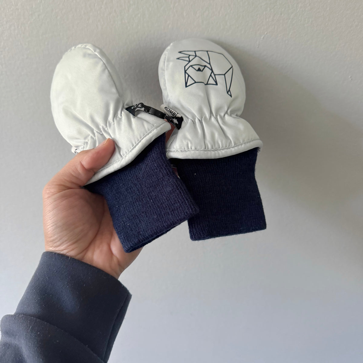 Kombi / Snow mittens / 6-12M