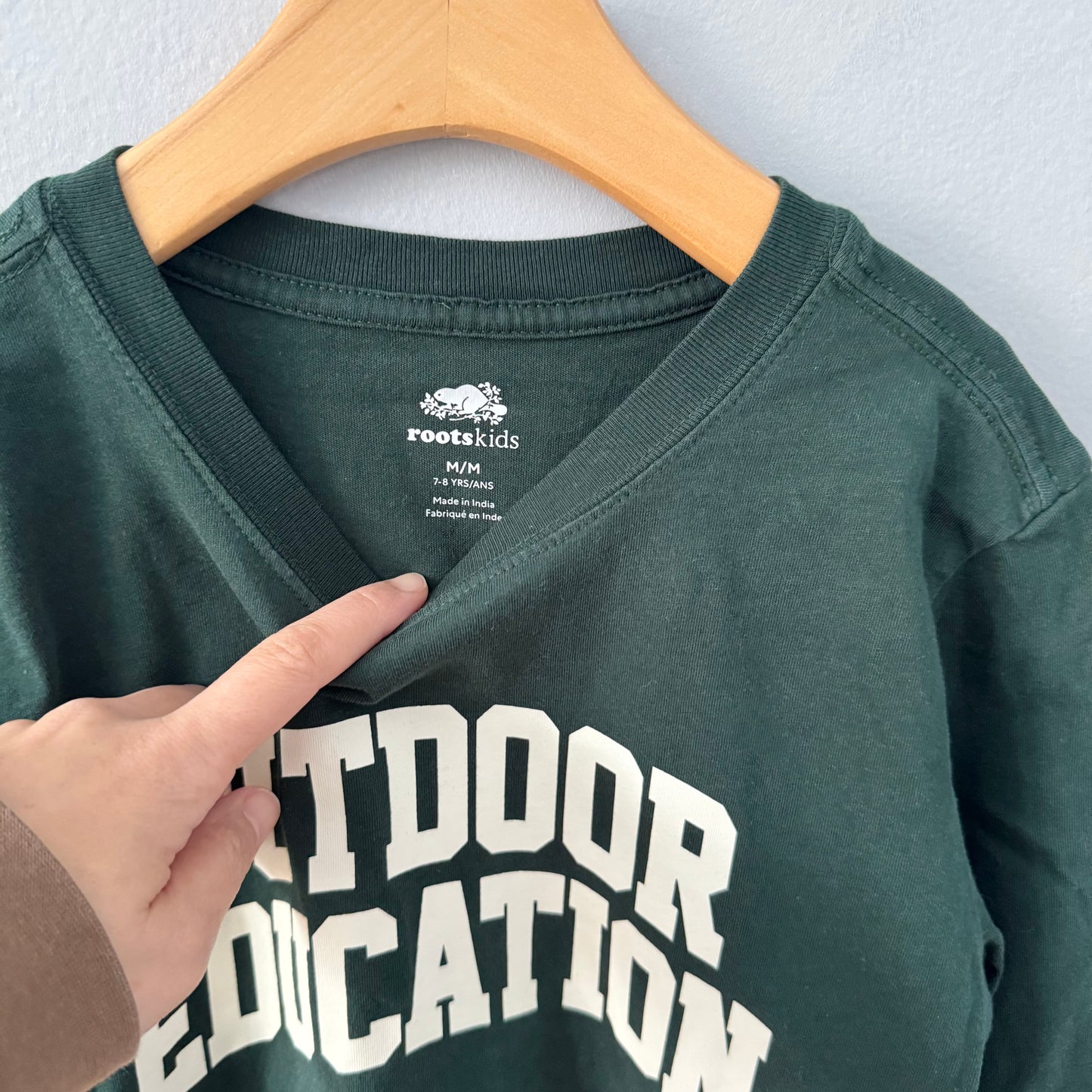 Roots / Green long sleeve T-shirt / 7-8Y