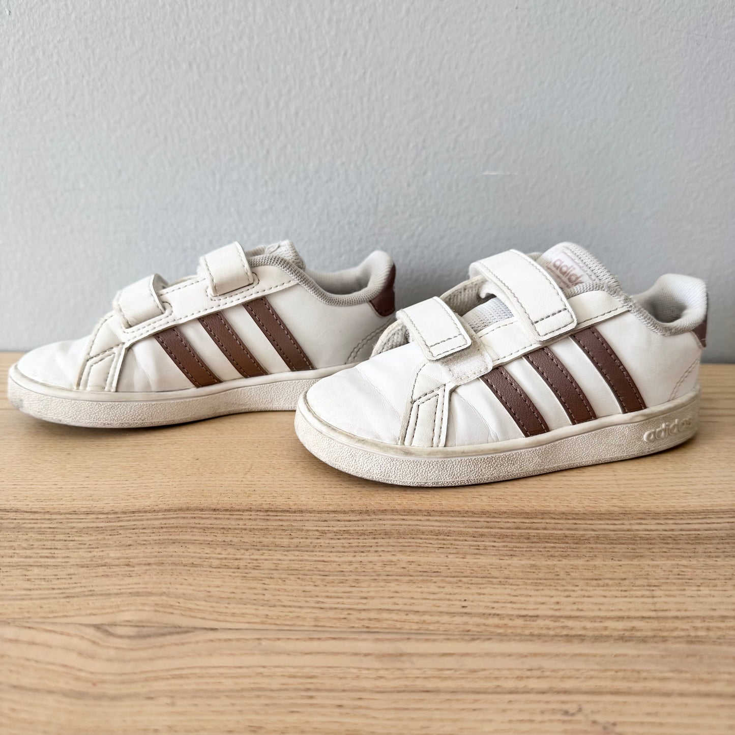 Adidas / Sneaker / US8