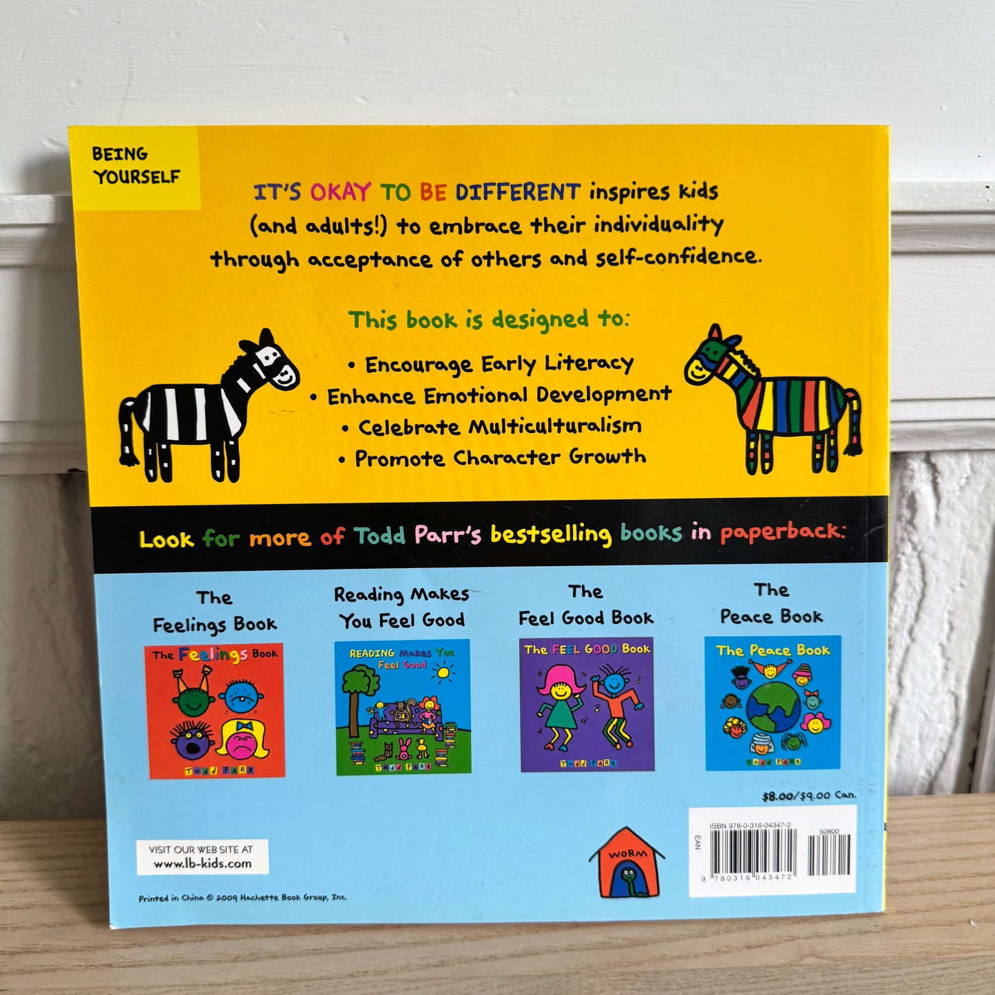 It's Okay to Be Different / Todd Parr