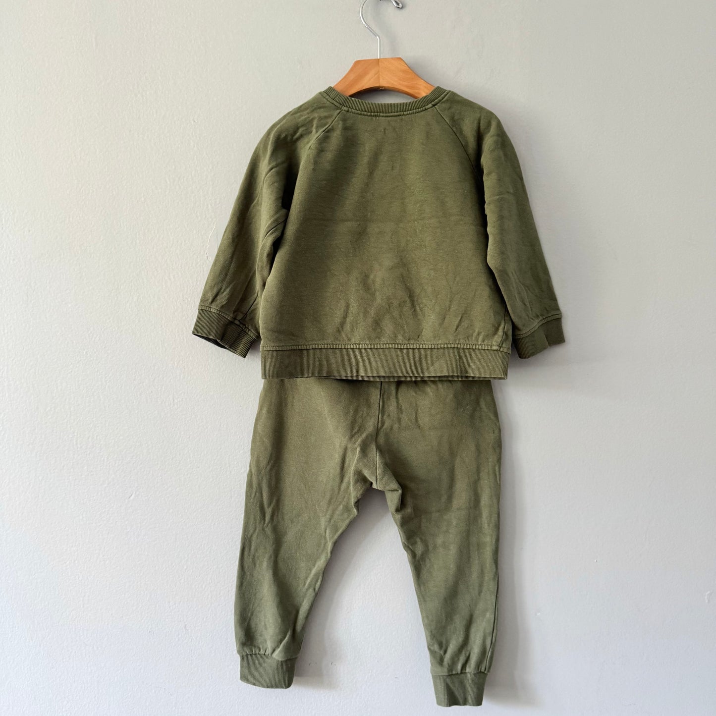 H&M / Khaki x fox crew set / 3-4Y