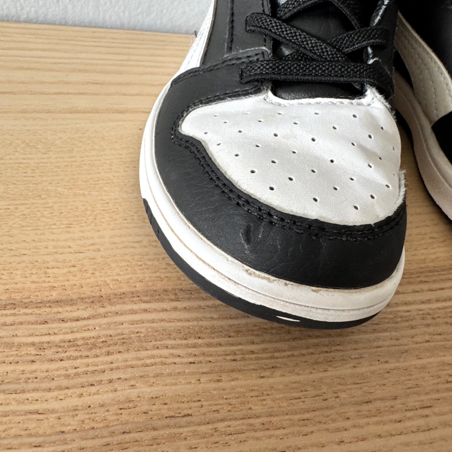 Puma / Black x white high cut sneaker / US11