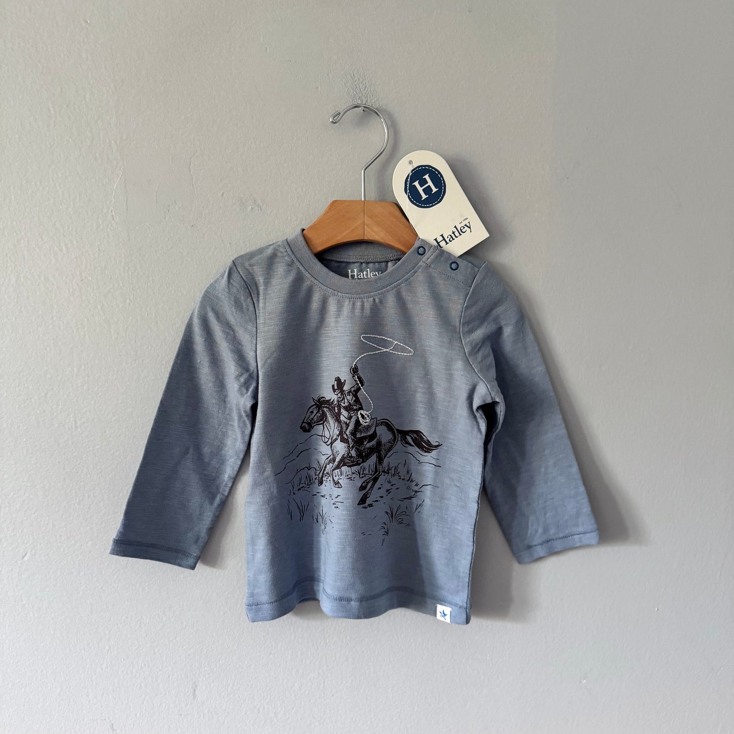 Hatley / Blue long sleeve / 18-24M - New with tag