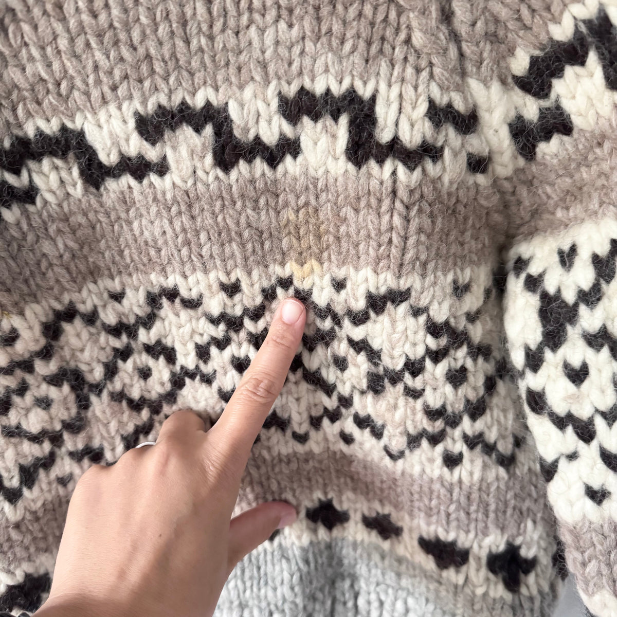 Handmade / Wool knit jacket / 4-5Y