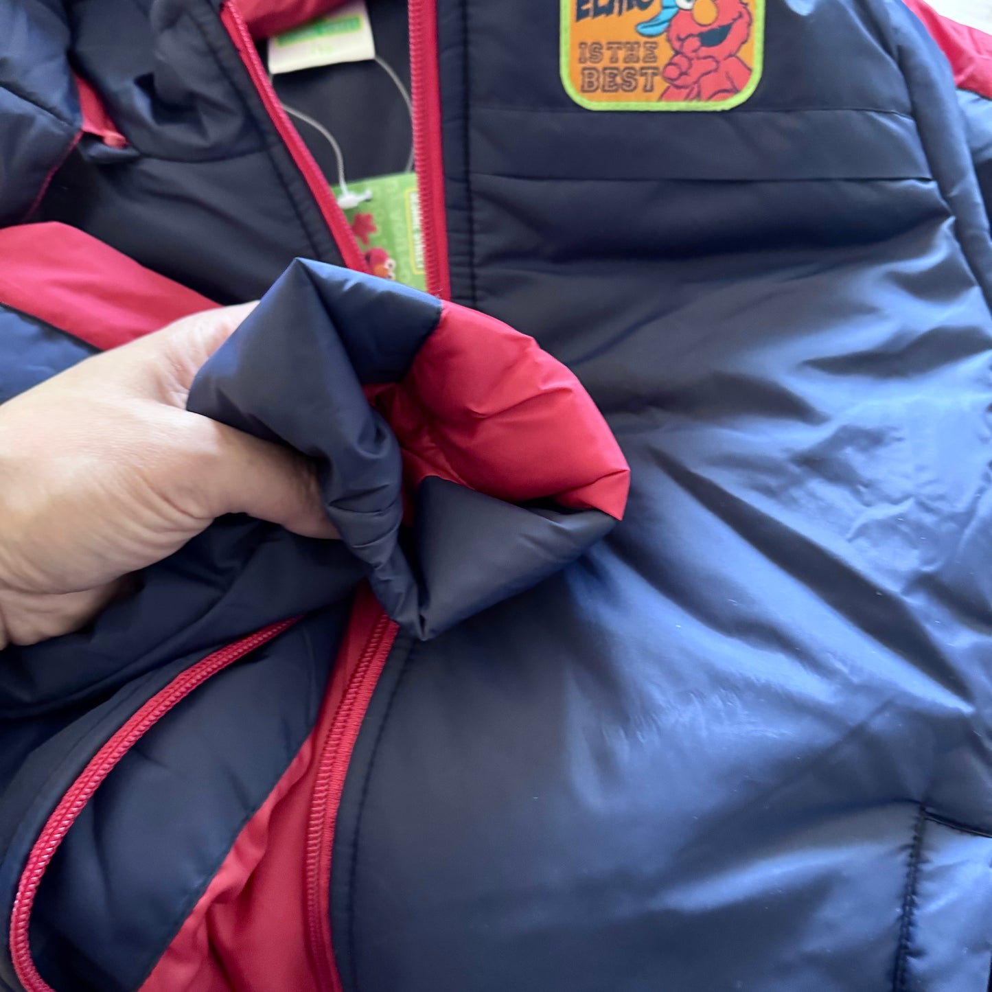 Veste matelassée légère Sesame Street / Elmo / 110cm (4-5 ans) - Neuve avec étiquette