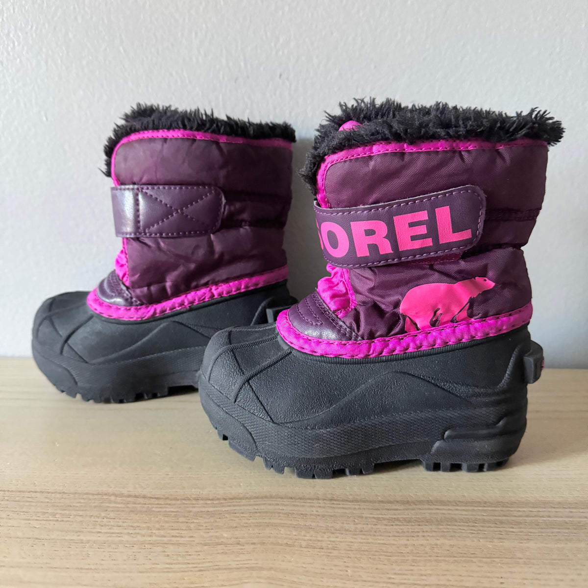 Sorel / Snow boots / US7