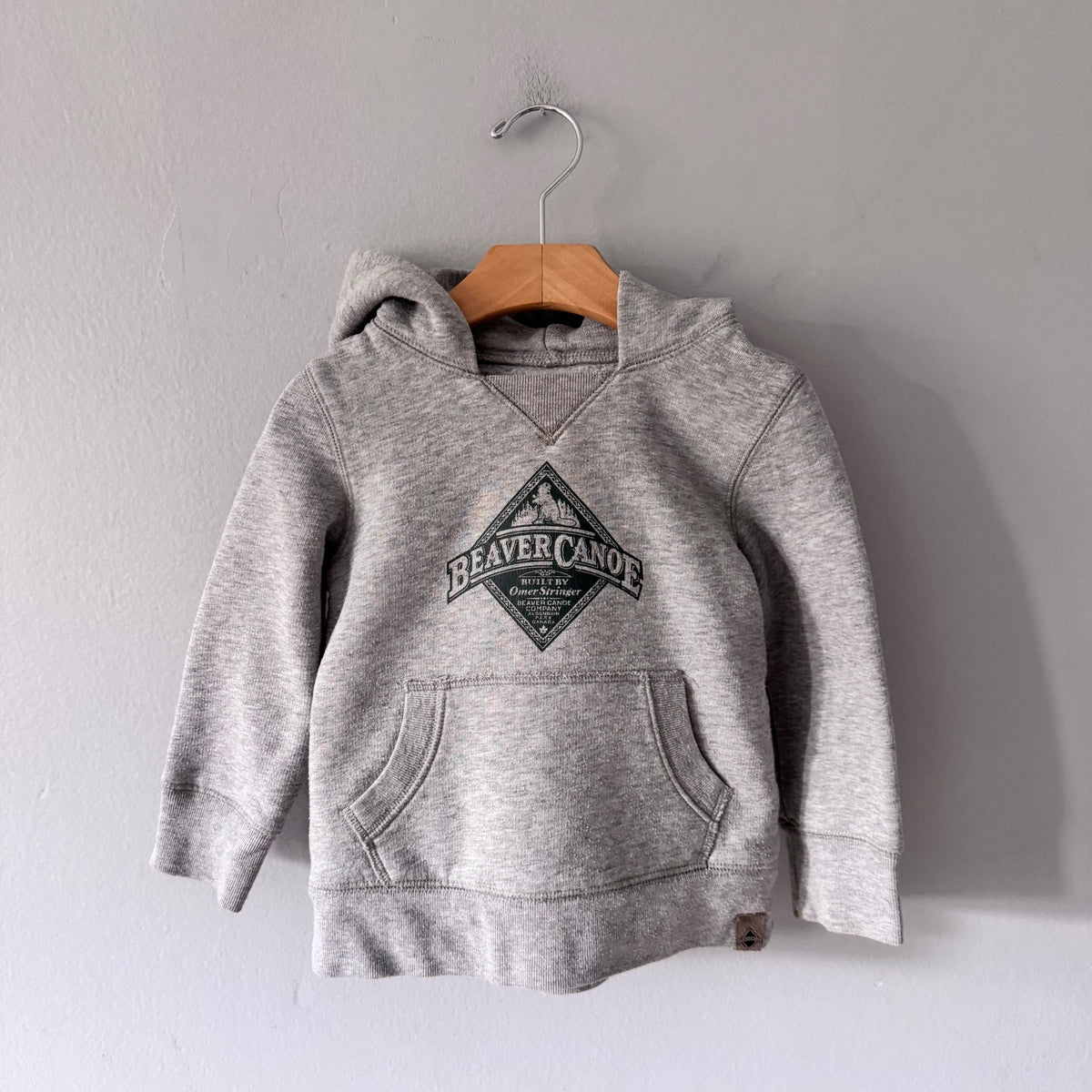 Beaver Canoe / Light grey hoodie / 2T