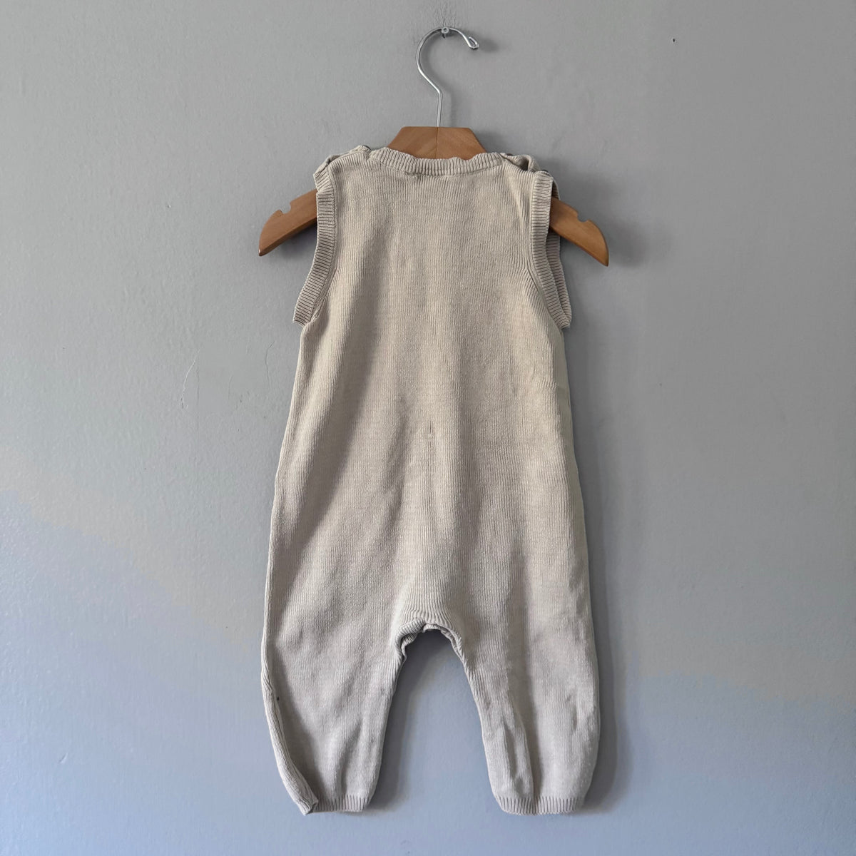 The Littlest / Beige knit romper / 6-12M