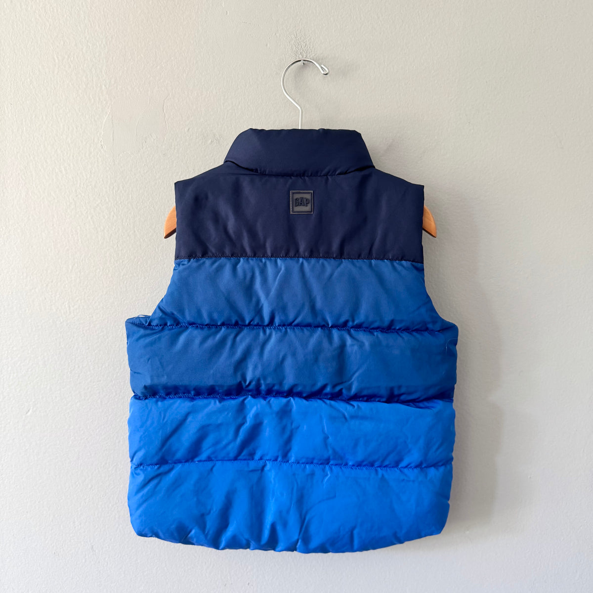 Gap / Blue puffer vest / 4Y