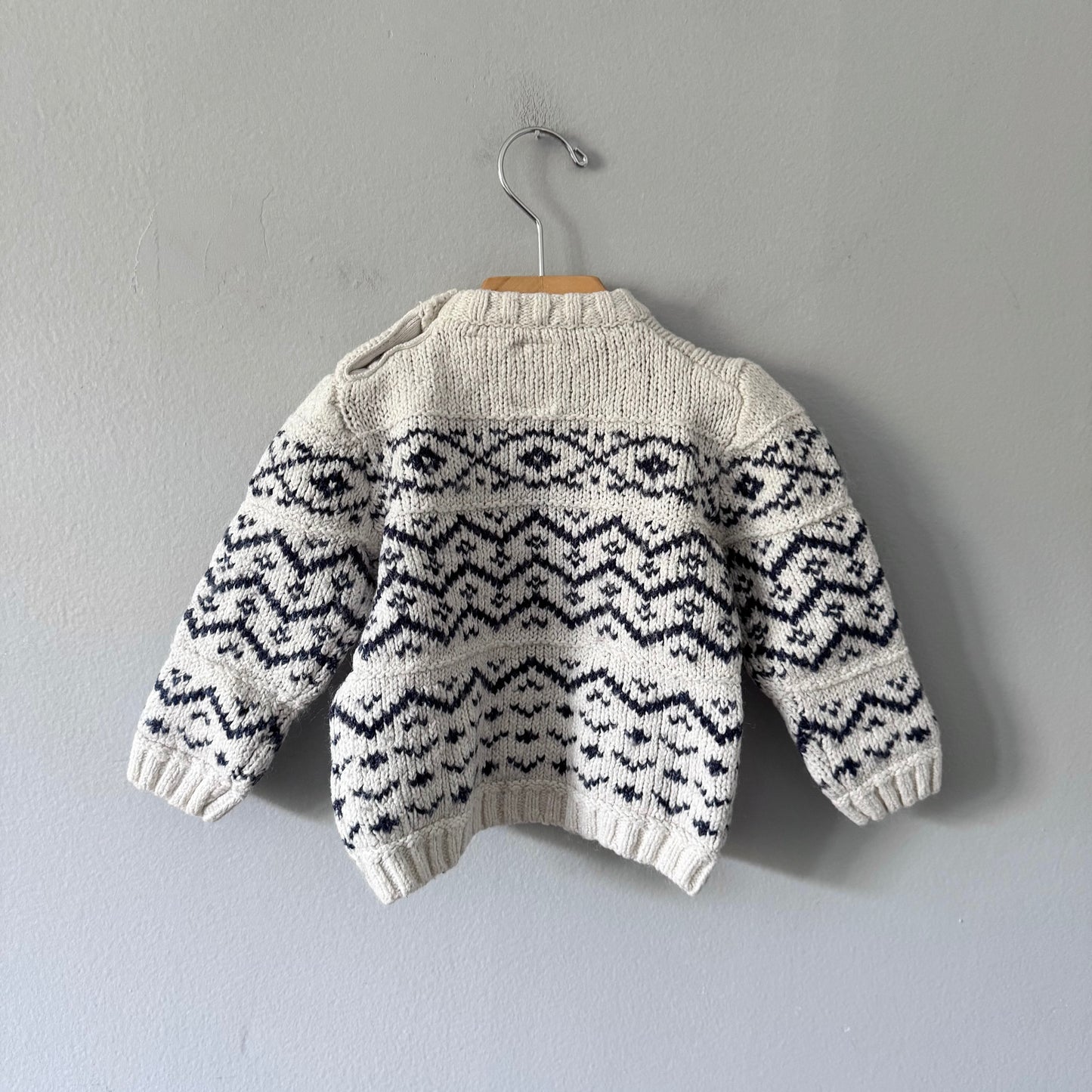 Zara / Whale white knit pullover / 18-24M