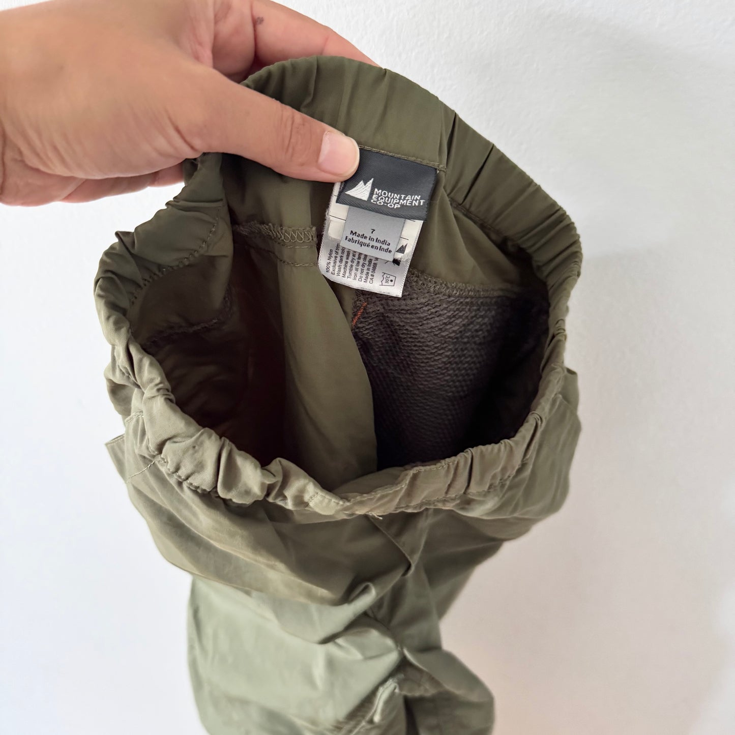 Mec / Khaki nylon pants / 7Y