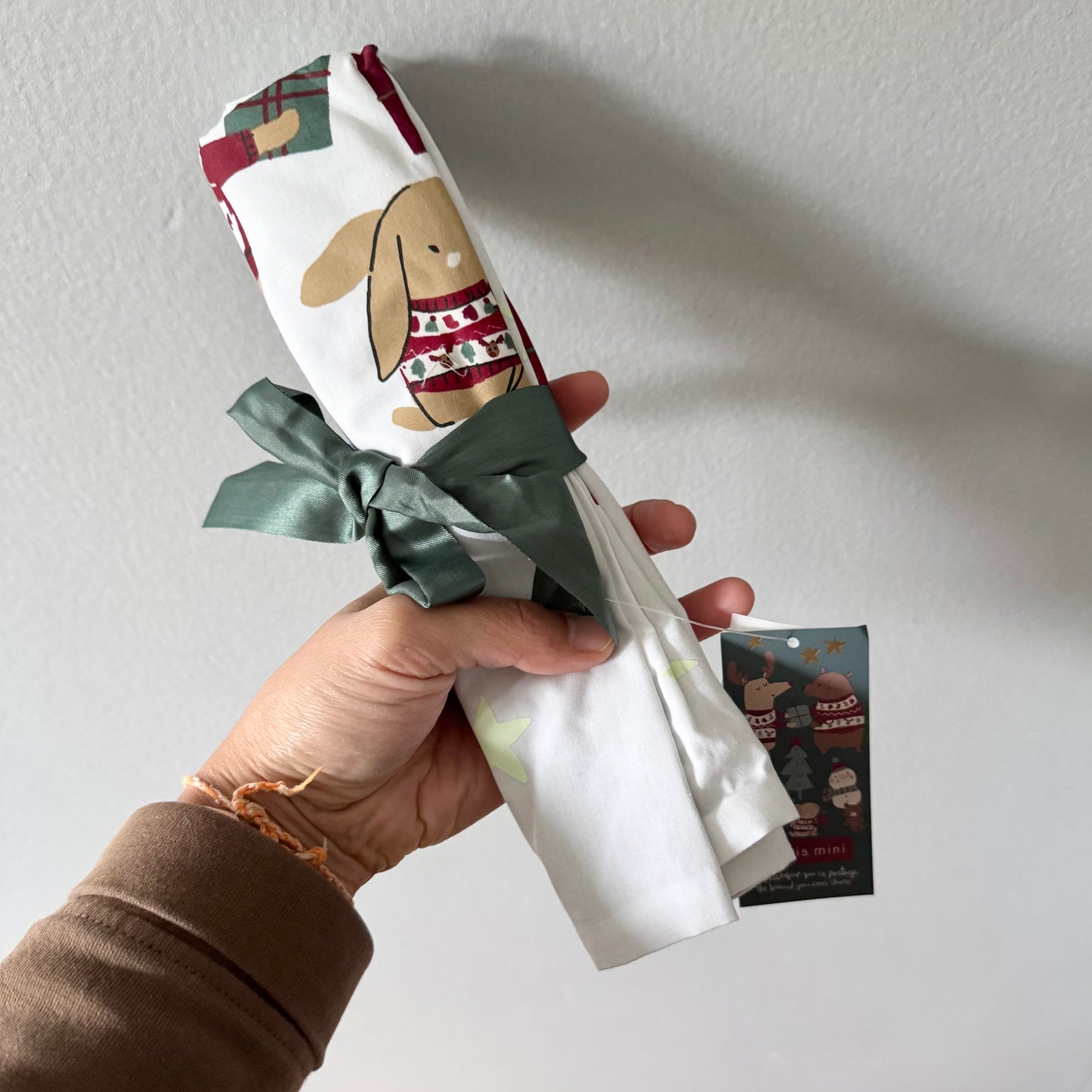 Souris Mini / HOLIDAY REVERSIBLE GLOW IN THE DARK PILLOWCASE / One size - New with tag