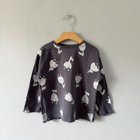 Zara / Dark grey x tulip long sleeve / 4-5Y