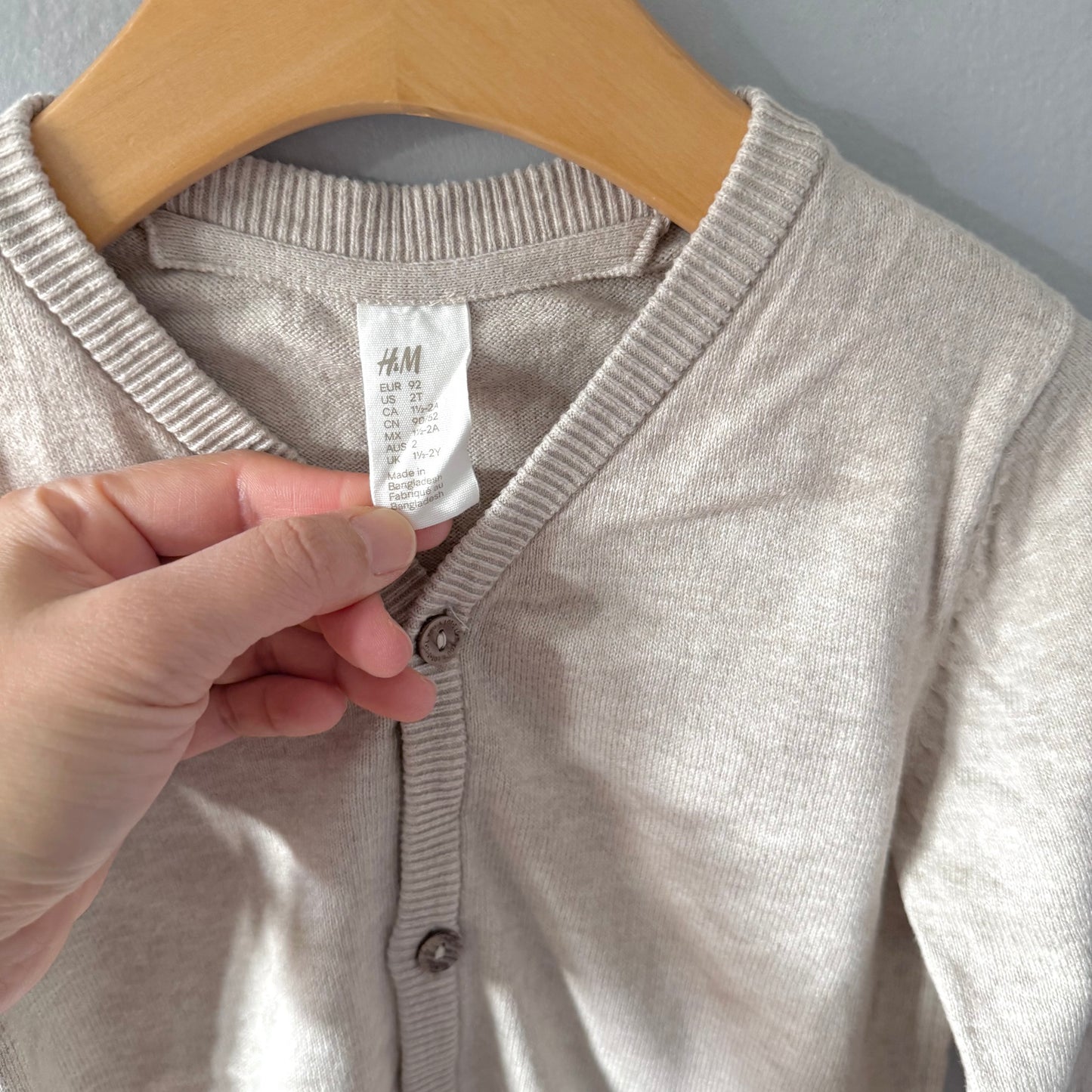 H&M / Beige cotton cardigan / 18-24M