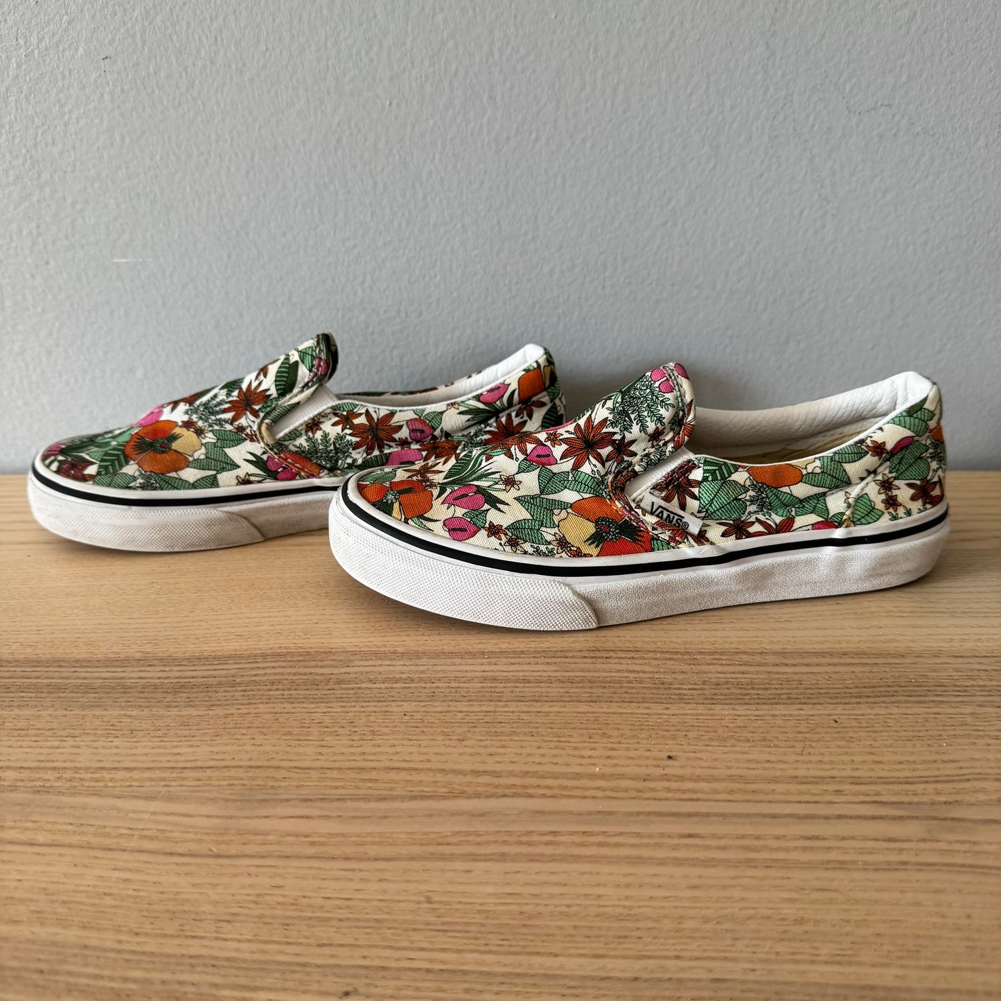 Vans / Sneakers / J2