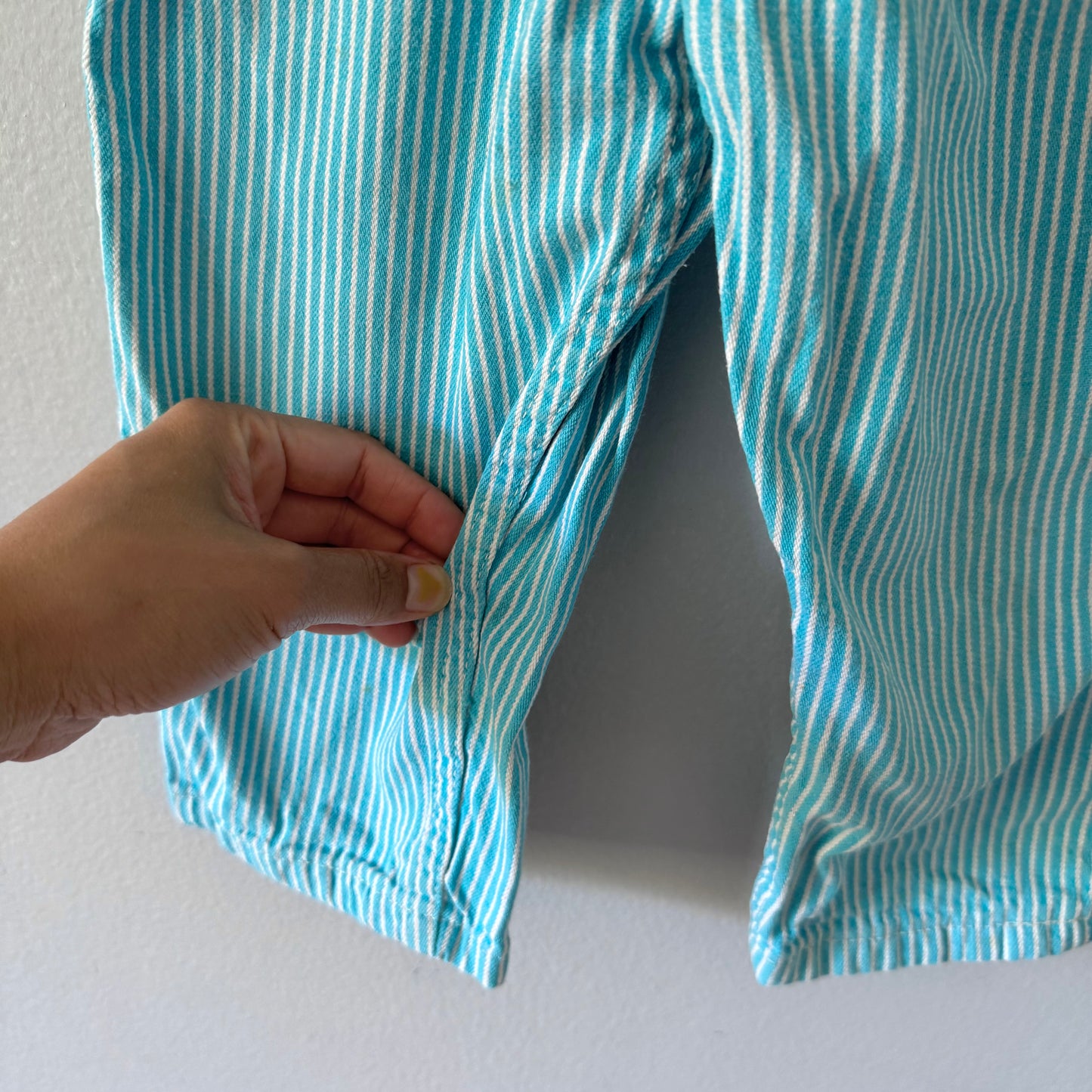 Vintage Oshkosh / Light blue stripe overall / 2T