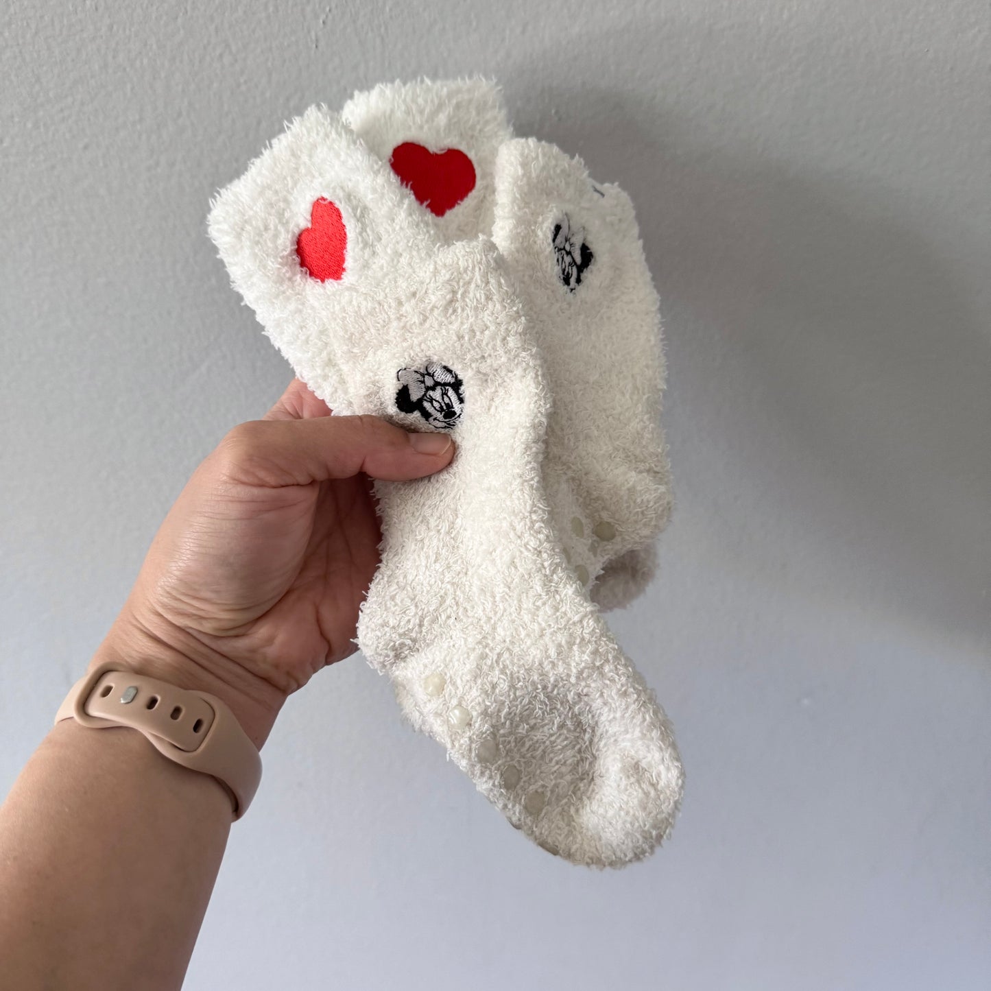 Gap / Disney white socks - 2 pairs / 2-4Y