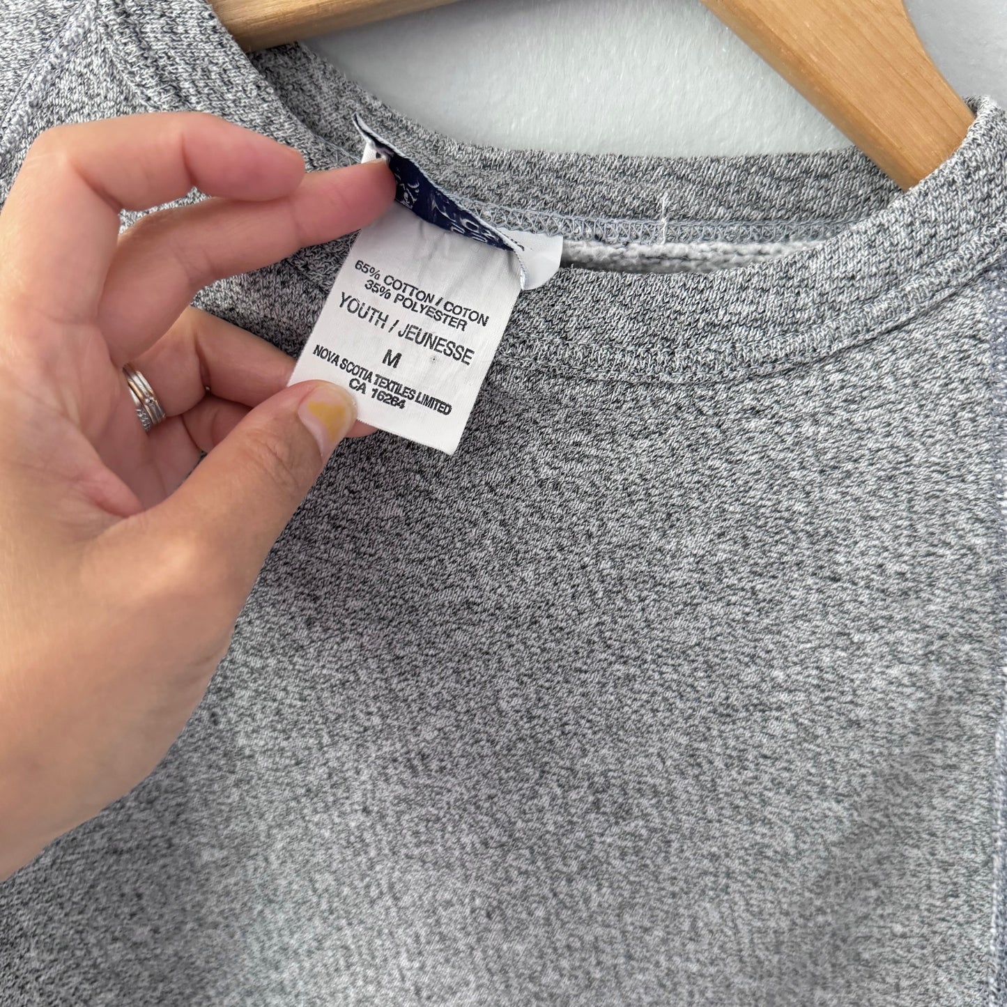 Vintage / Gym Master sweatshirt / 8-10Y